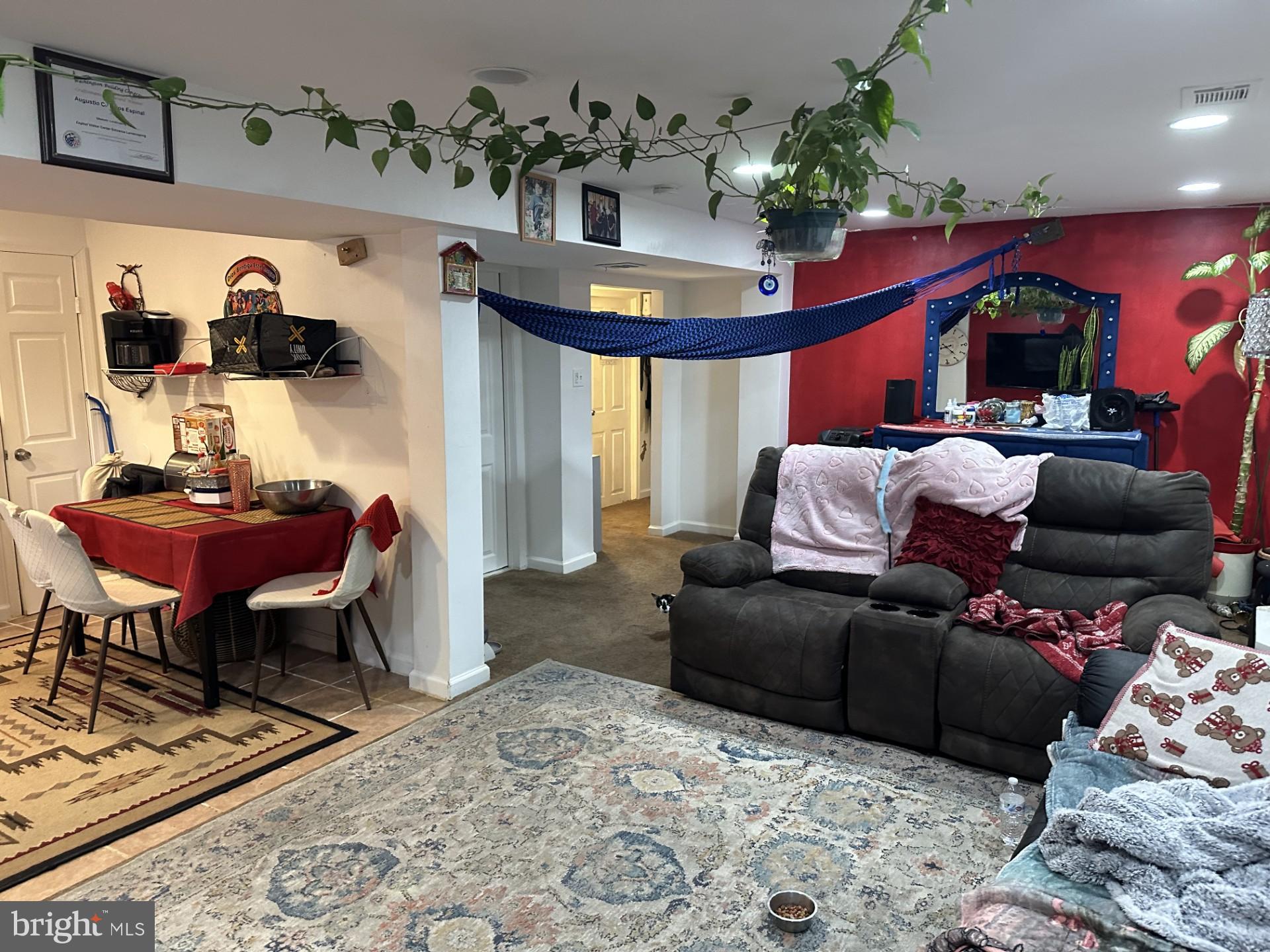 CORAL HILLS - Residential