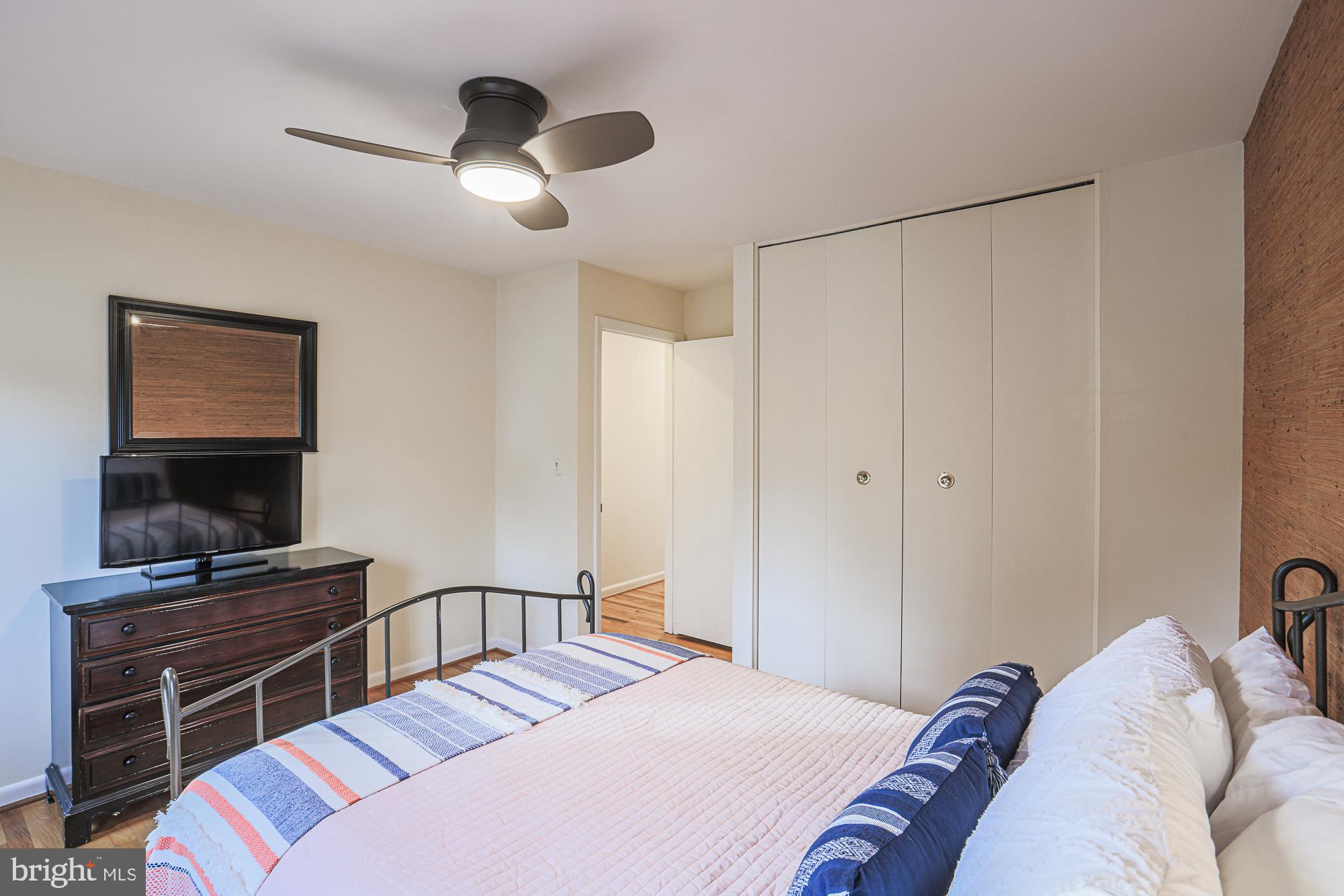 BUCKINGHAM MANOR - Residential