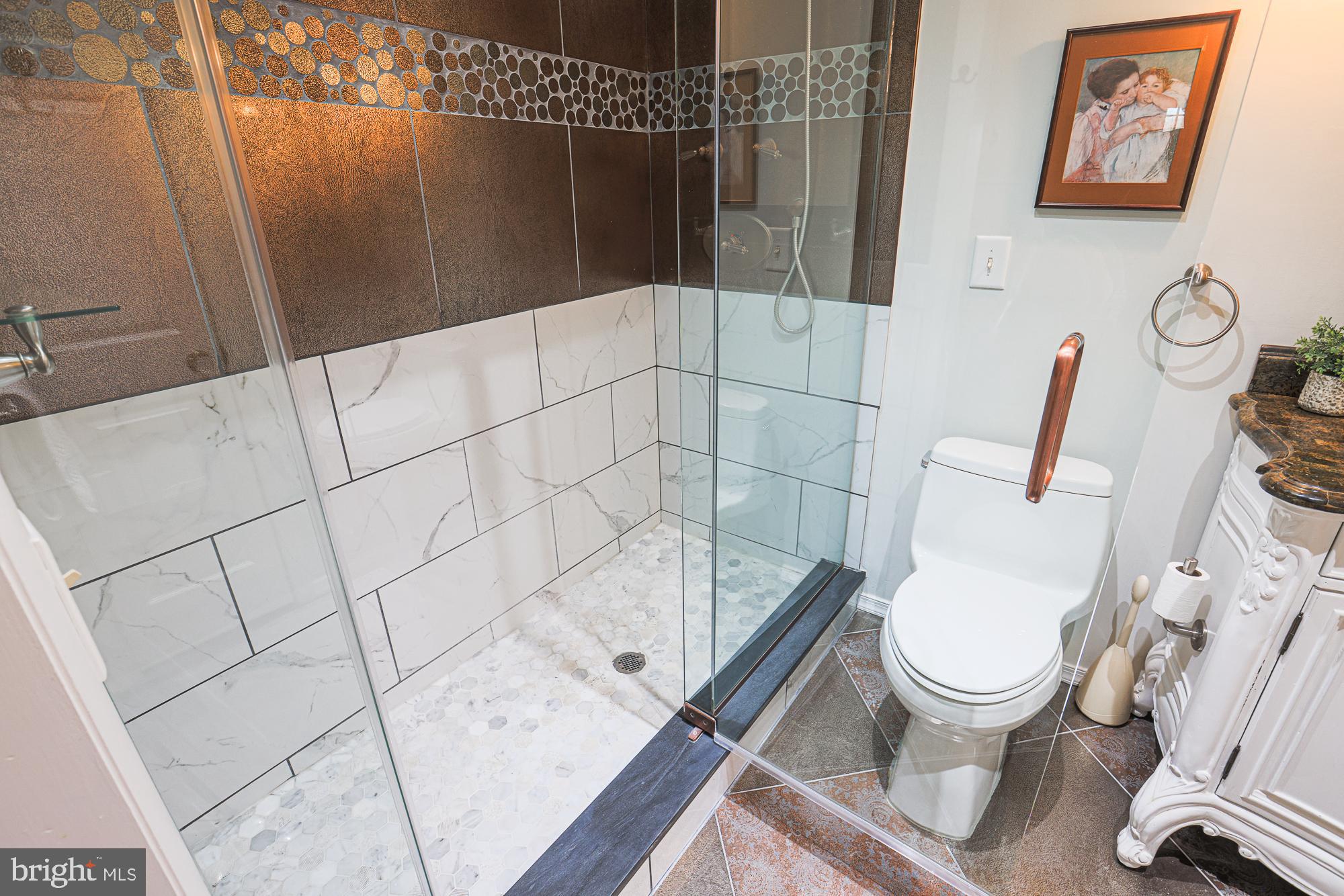 BUCKINGHAM MANOR - Residential