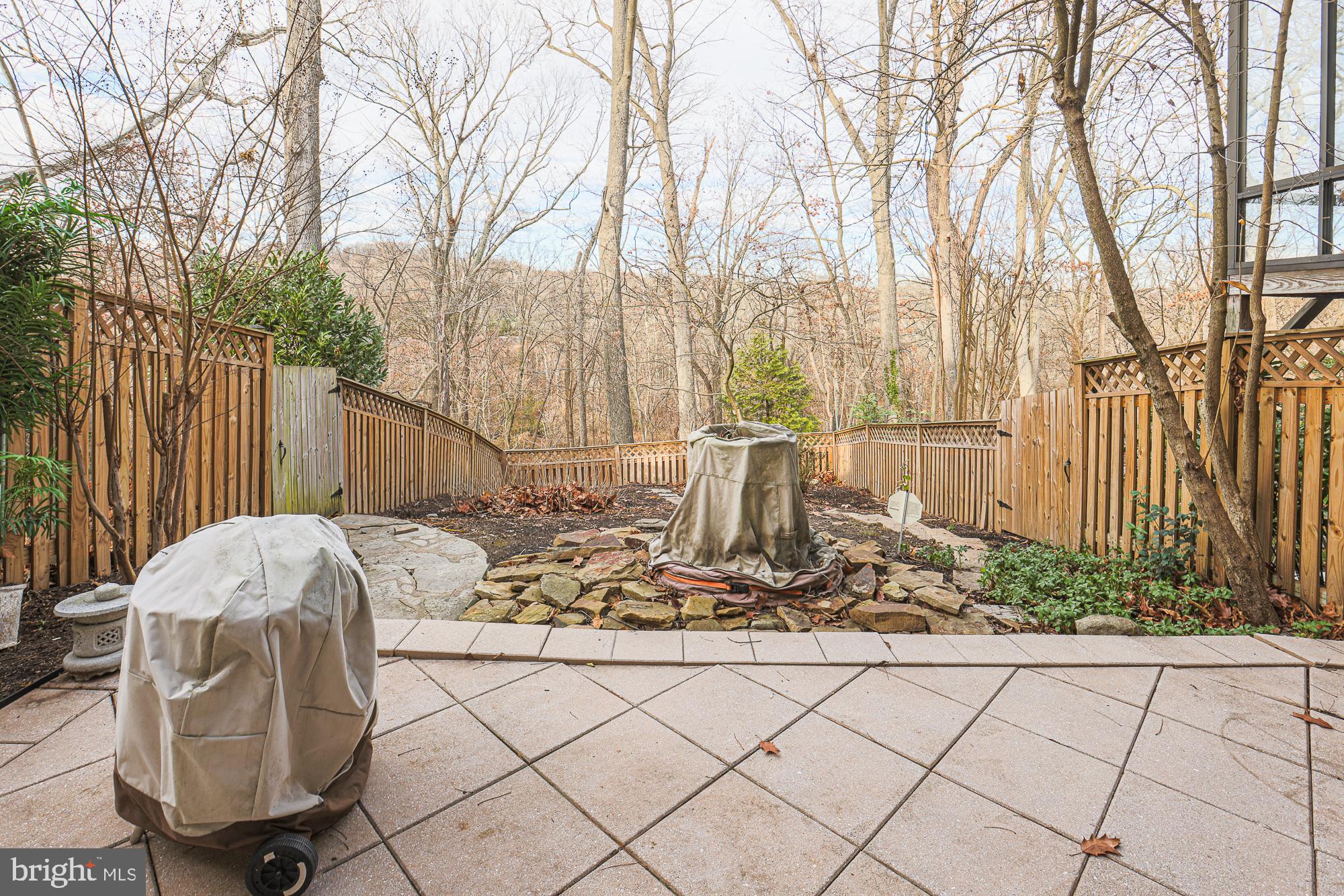 BUCKINGHAM MANOR - Residential