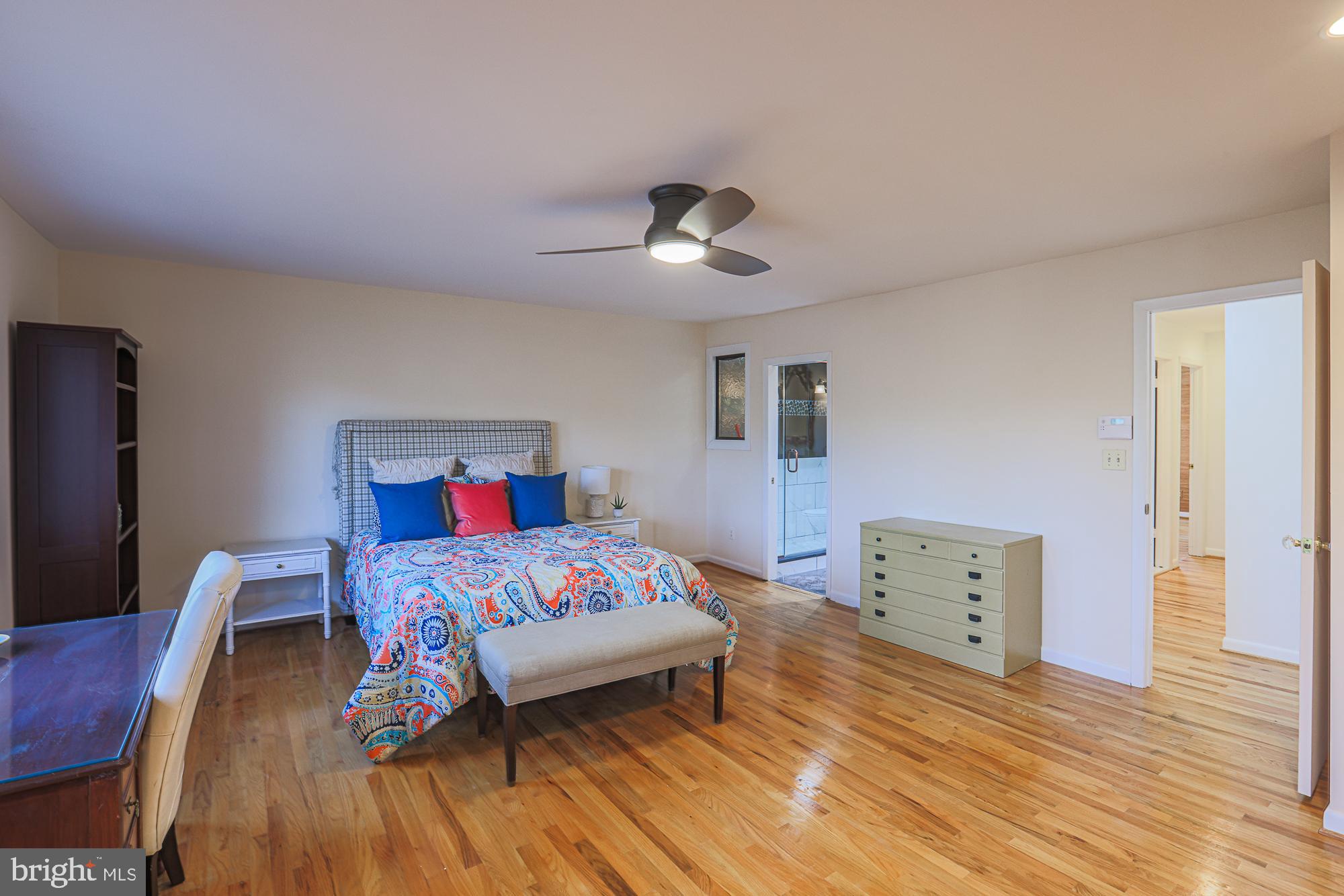 BUCKINGHAM MANOR - Residential