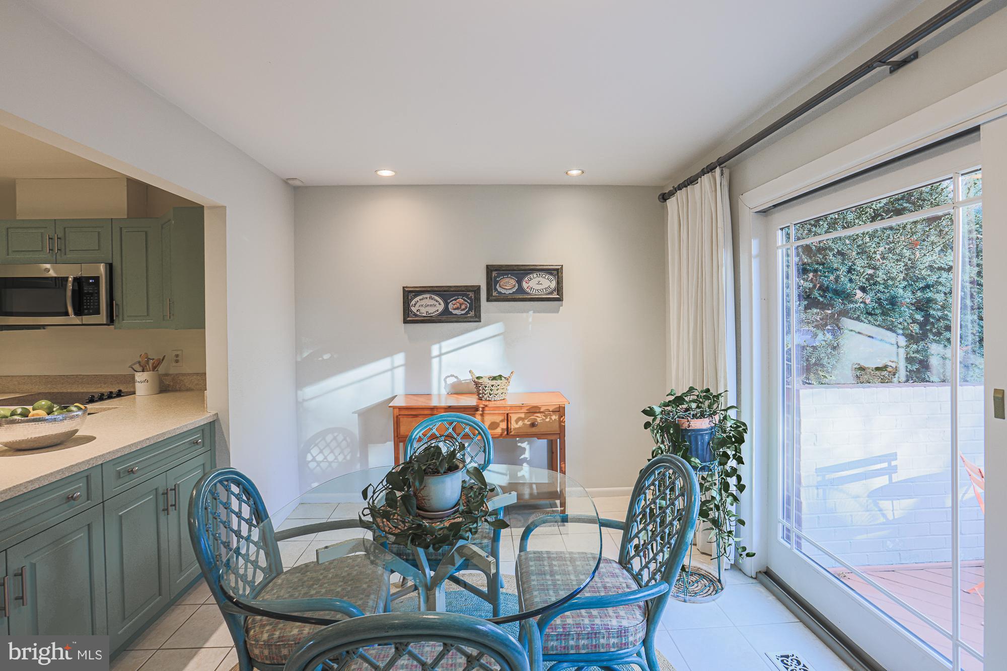 BUCKINGHAM MANOR - Residential