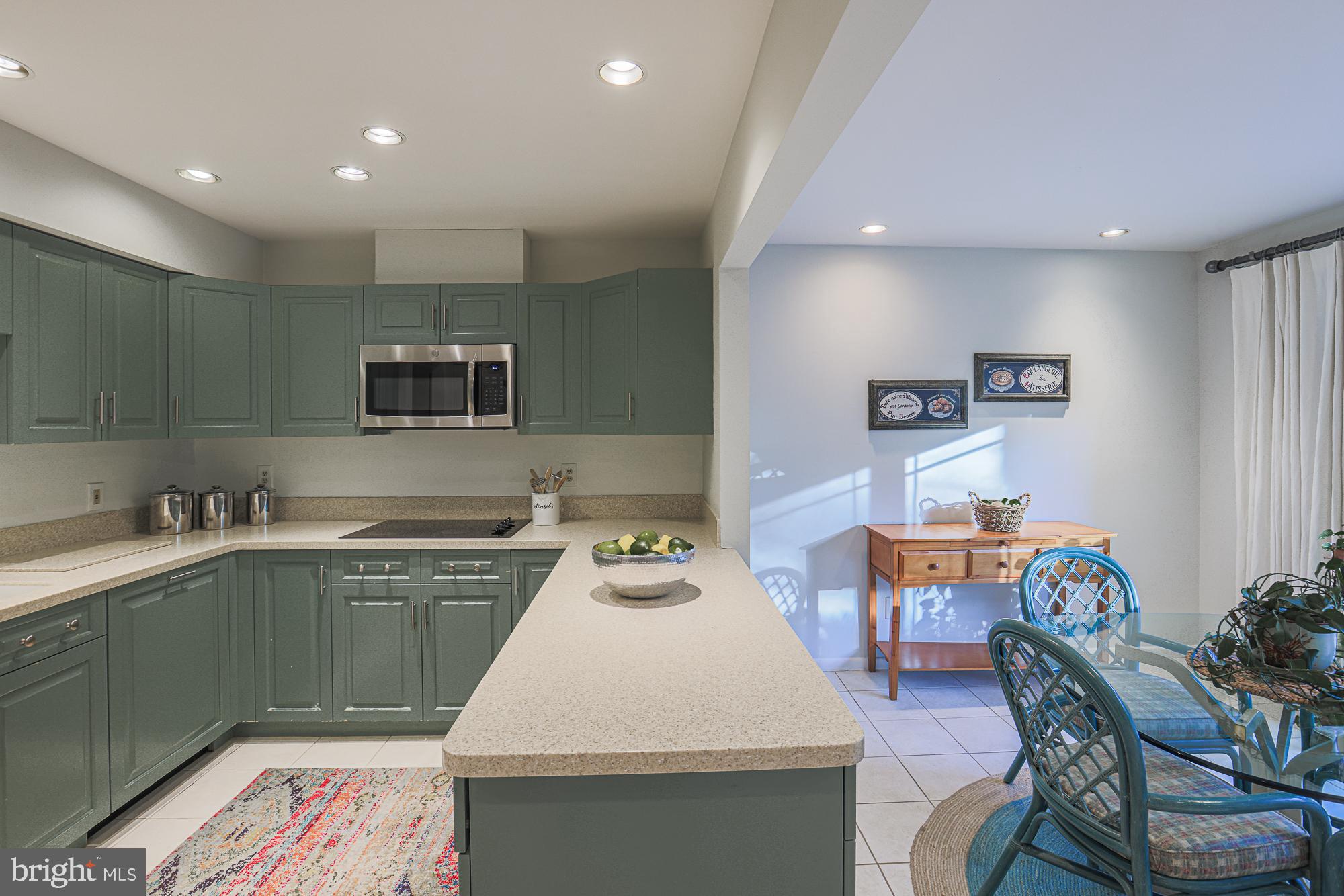 BUCKINGHAM MANOR - Residential