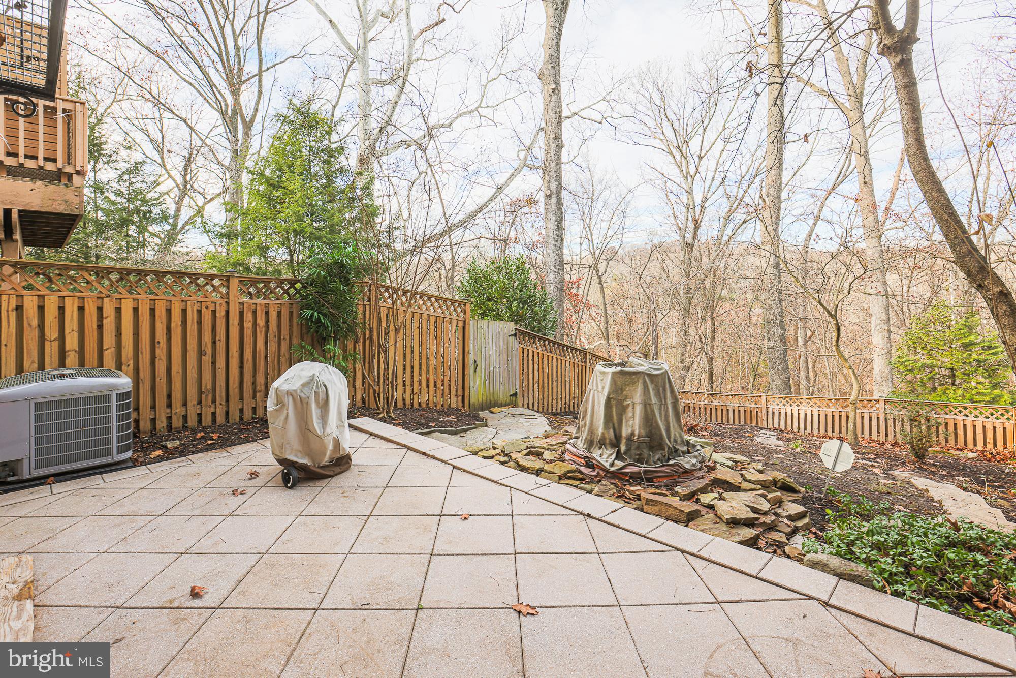 BUCKINGHAM MANOR - Residential