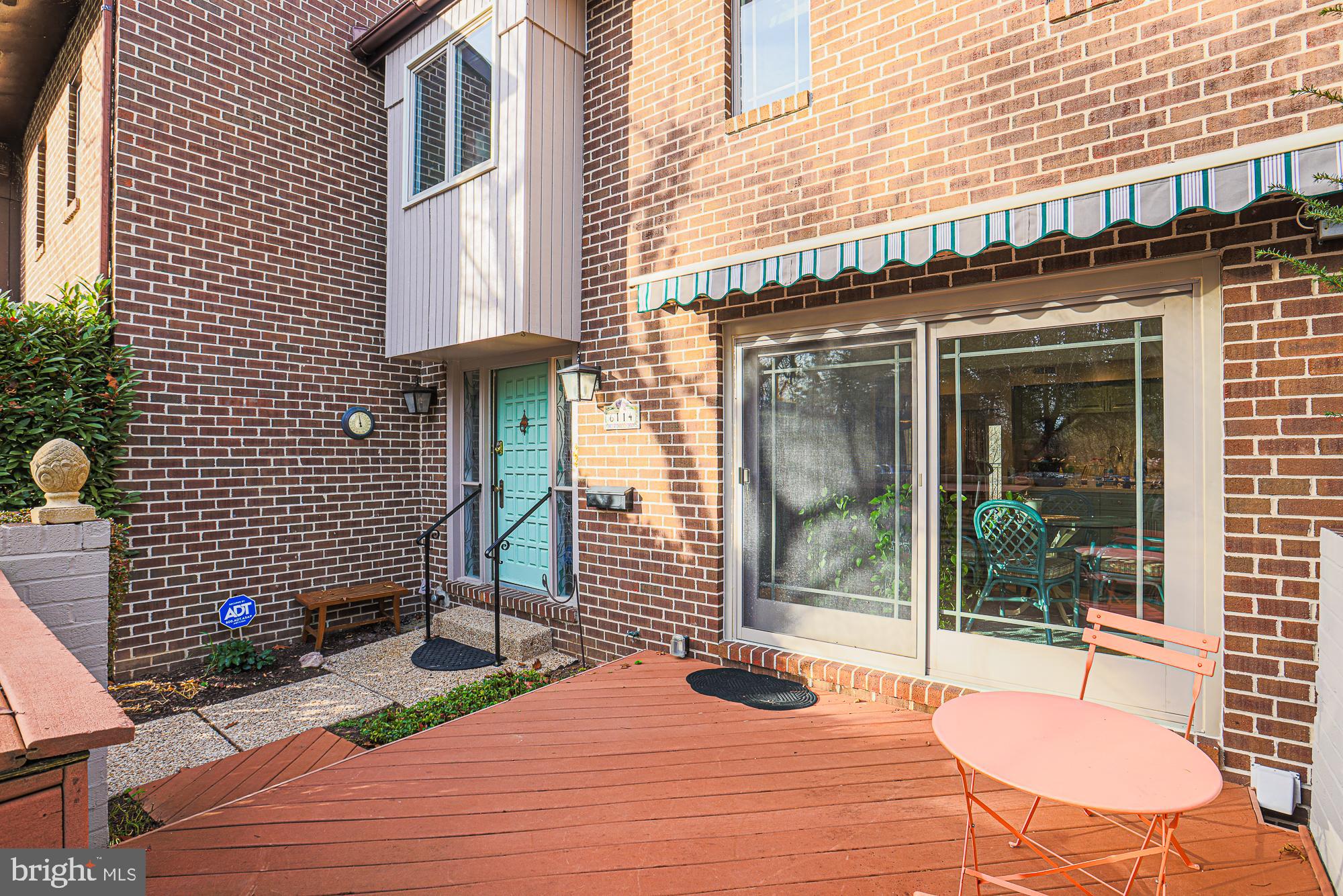 BUCKINGHAM MANOR - Residential