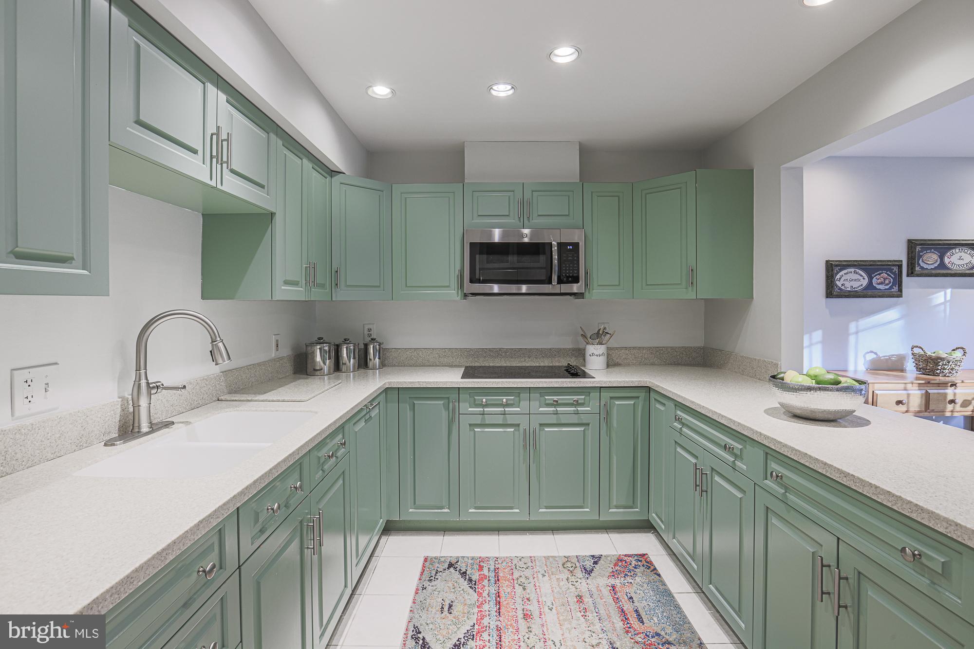 BUCKINGHAM MANOR - Residential