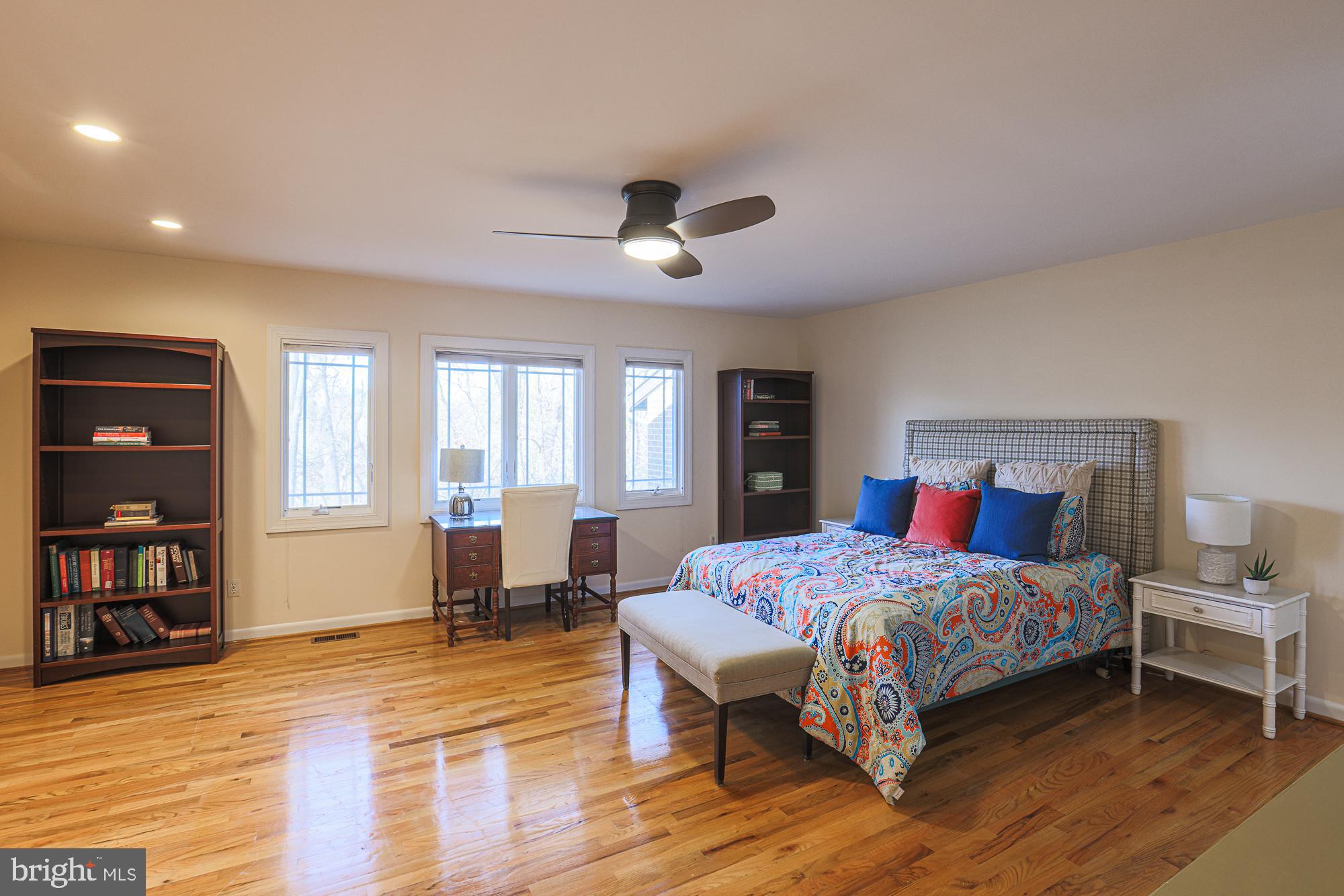 BUCKINGHAM MANOR - Residential