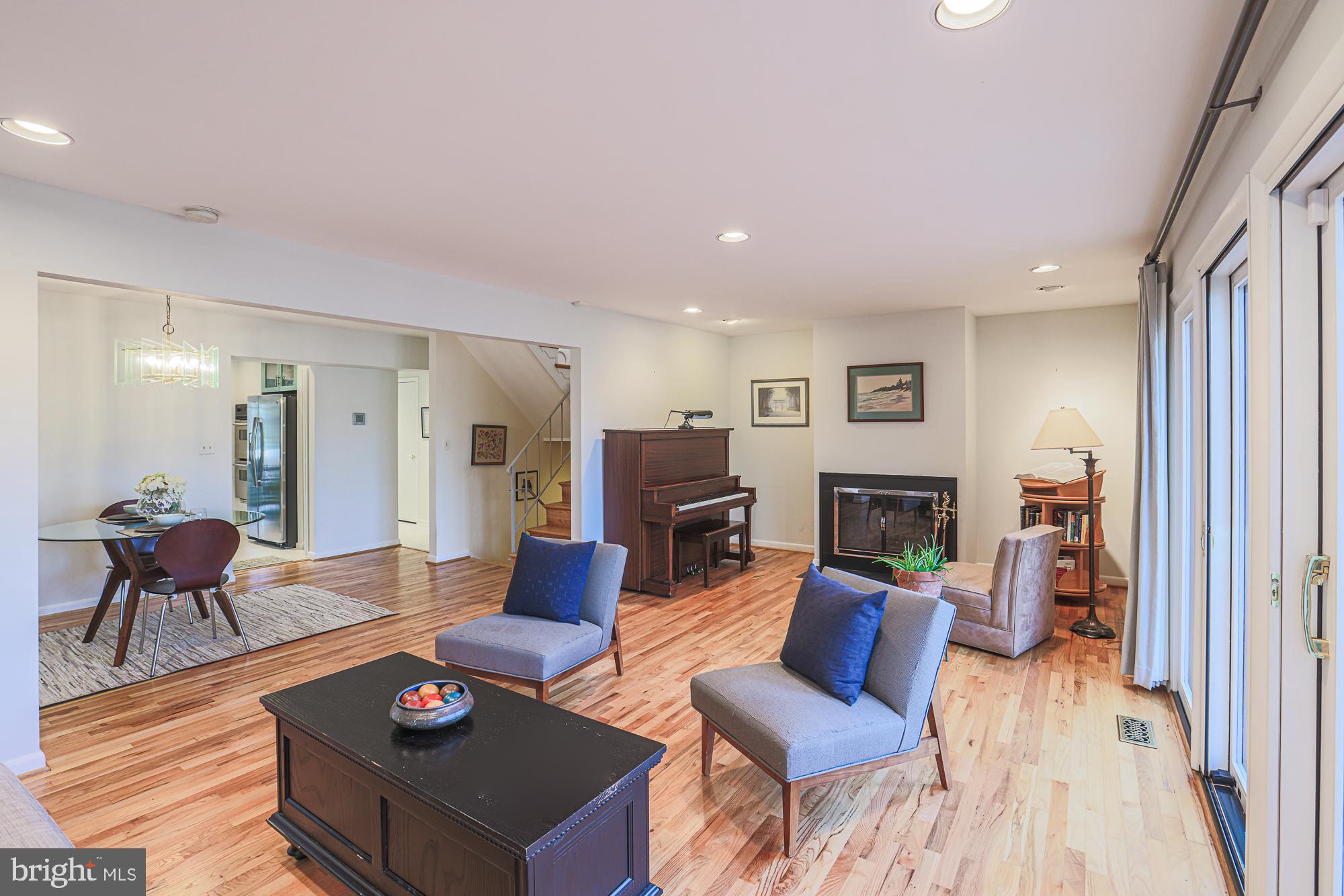 BUCKINGHAM MANOR - Residential