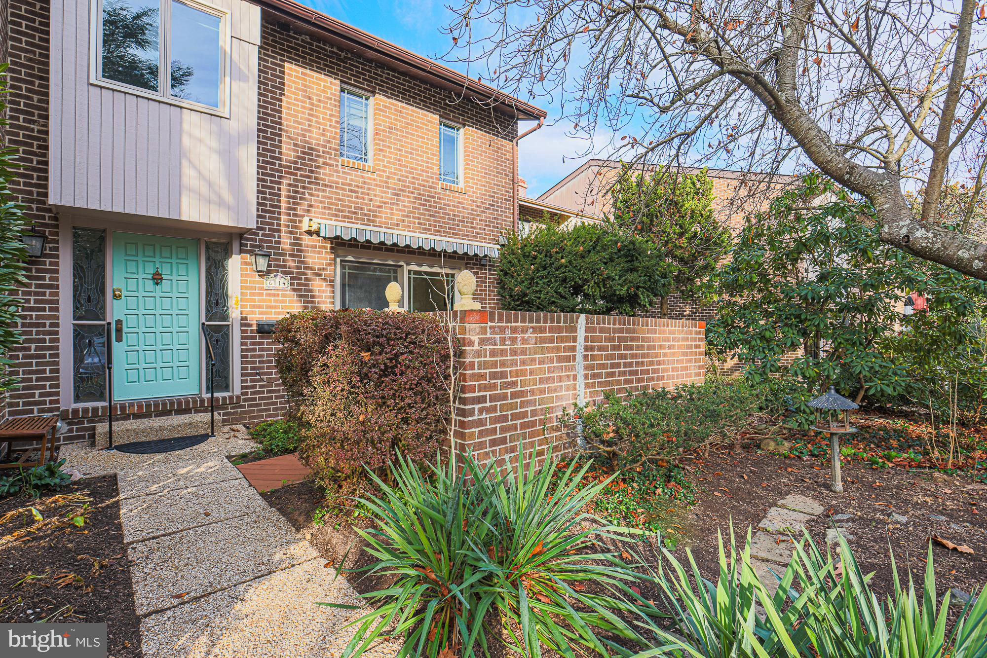 BUCKINGHAM MANOR - Residential