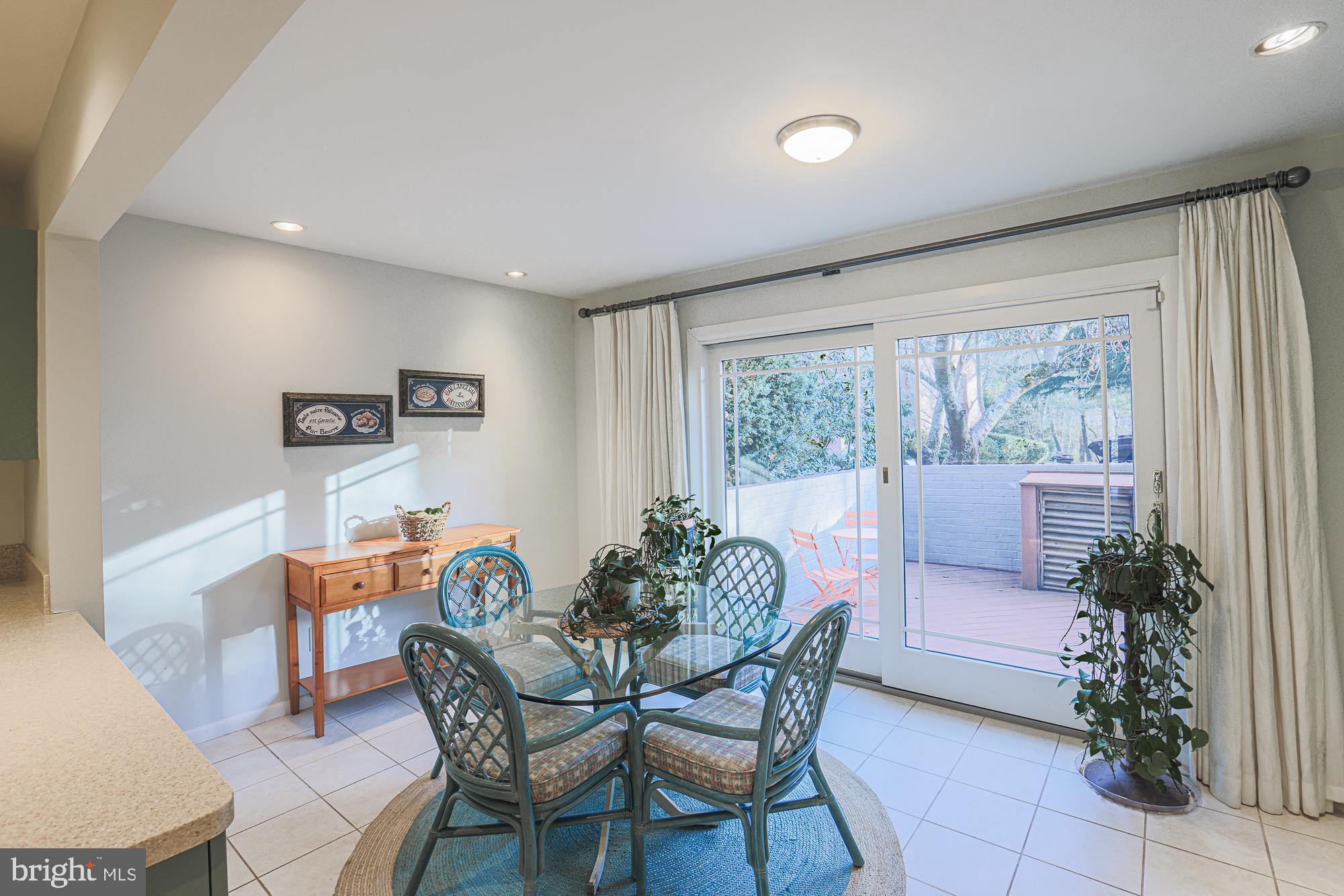 BUCKINGHAM MANOR - Residential