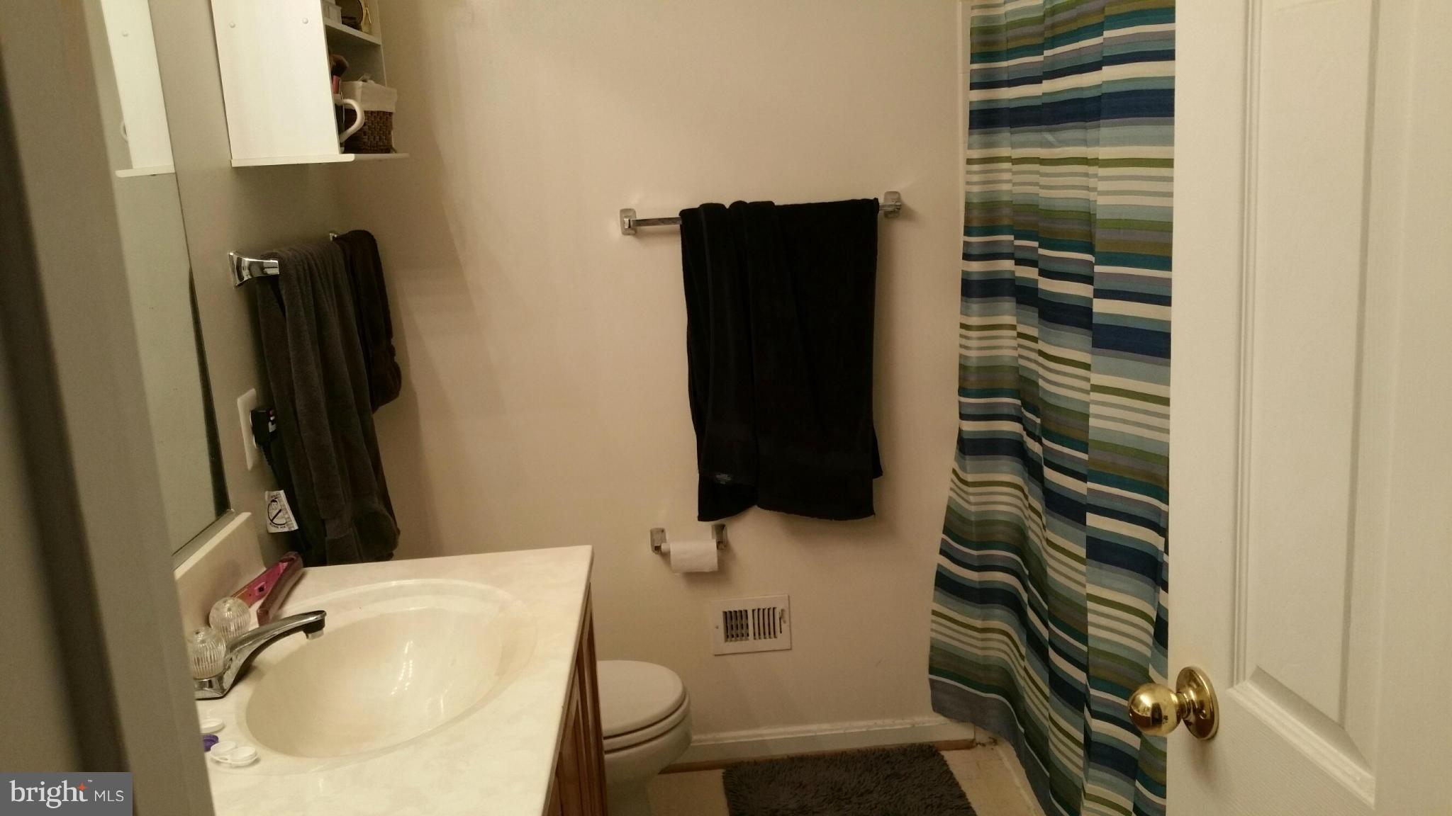 RANDOM HILLS LAND BAY - Residential Lease