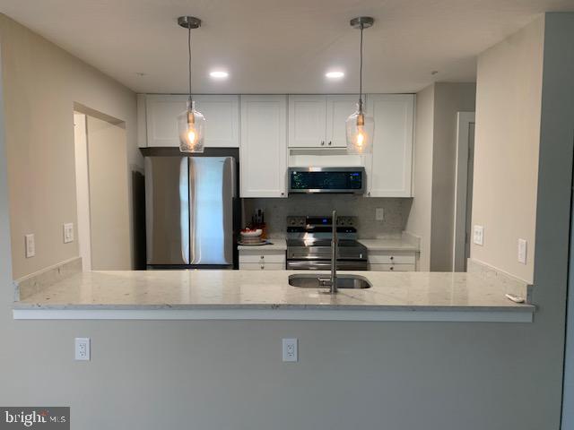 2609 CAMELBACK LANE 3