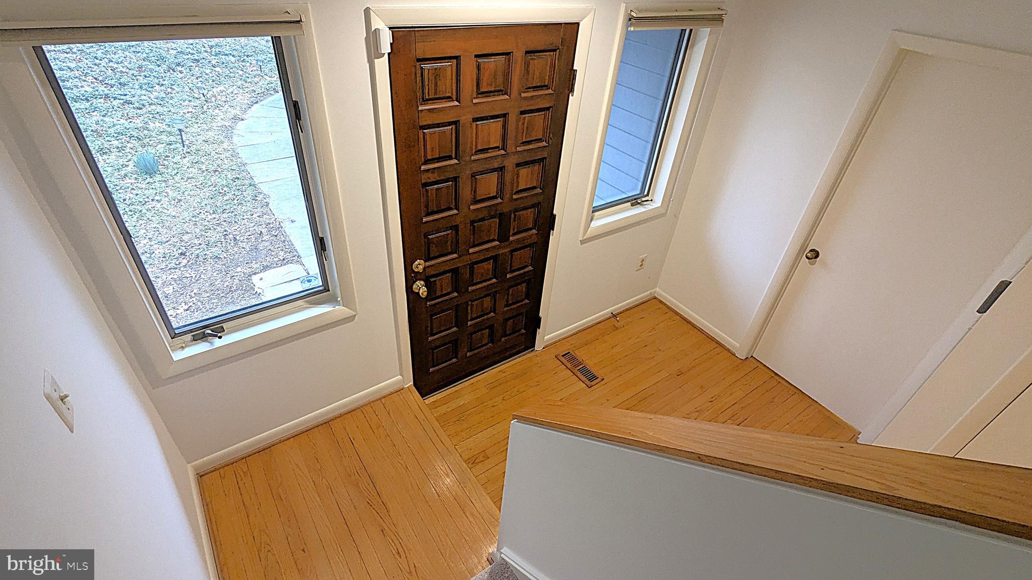 RESTON - Residential