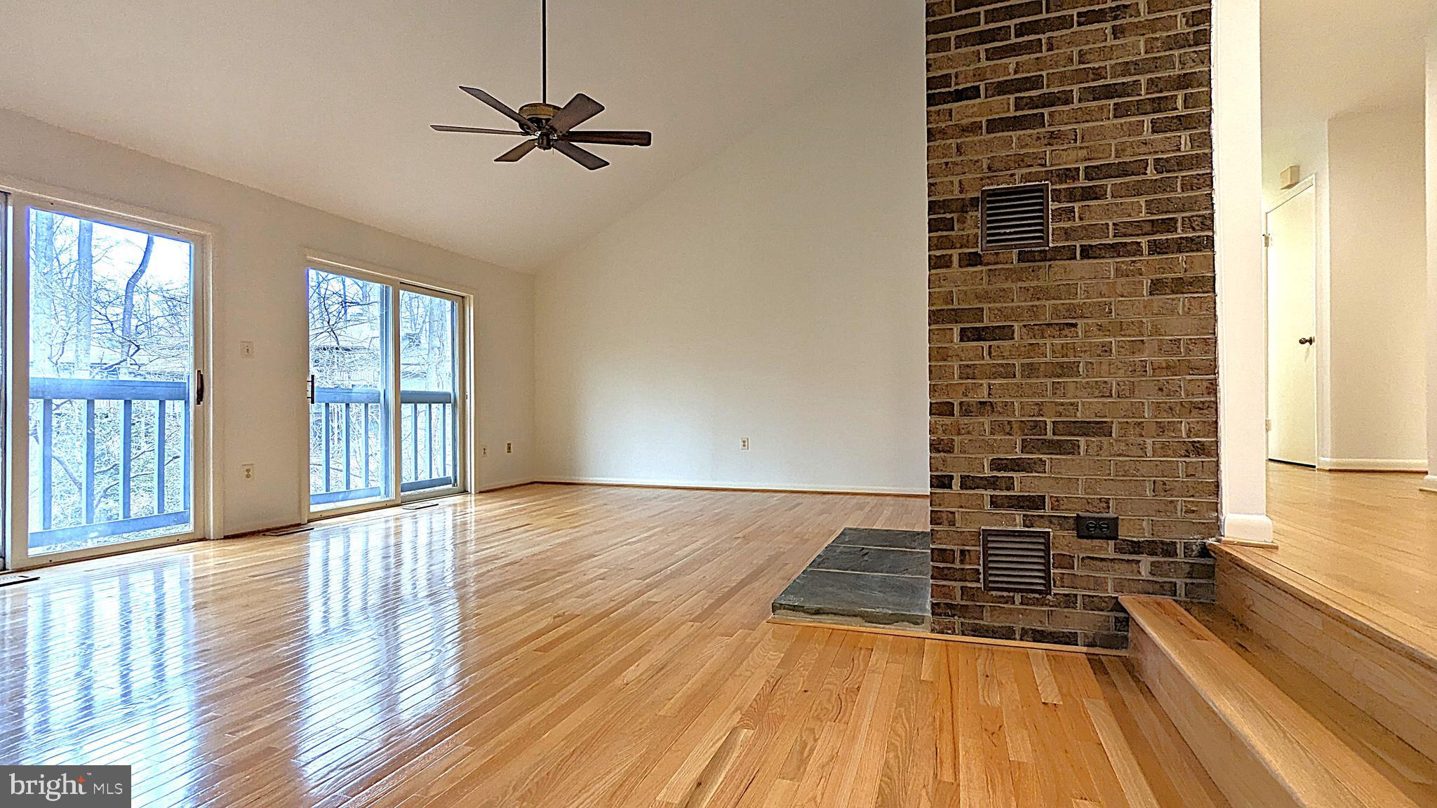 RESTON - Residential