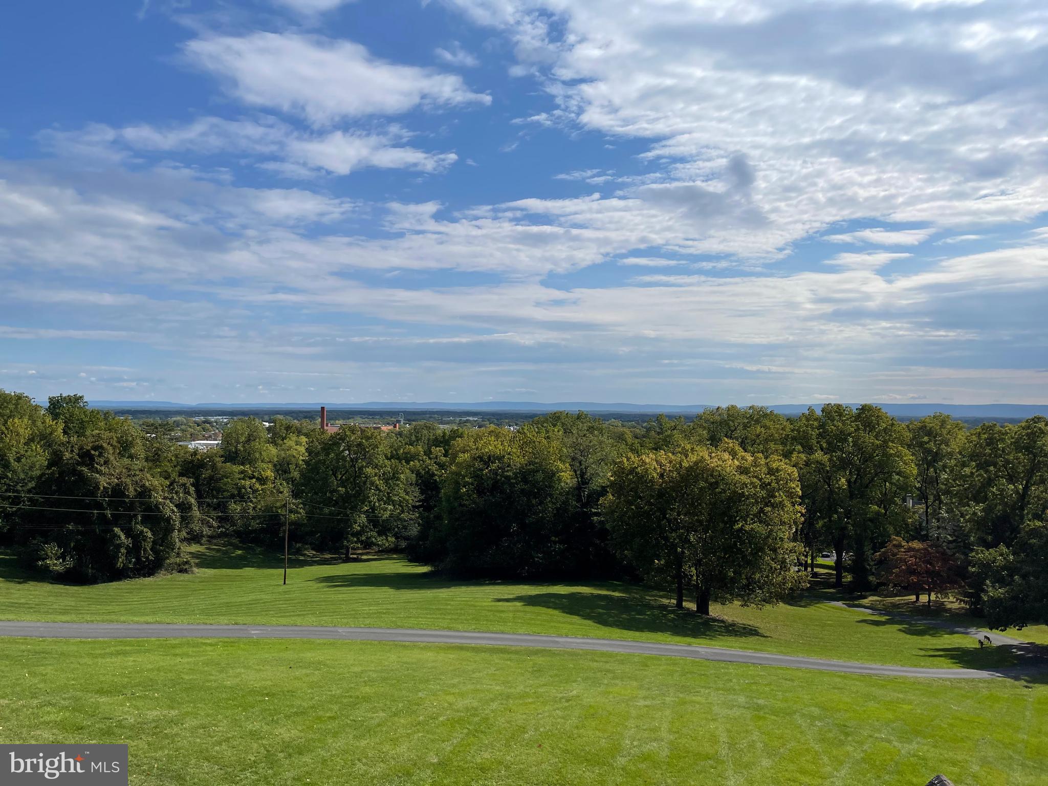 GLEN LEA - Residential