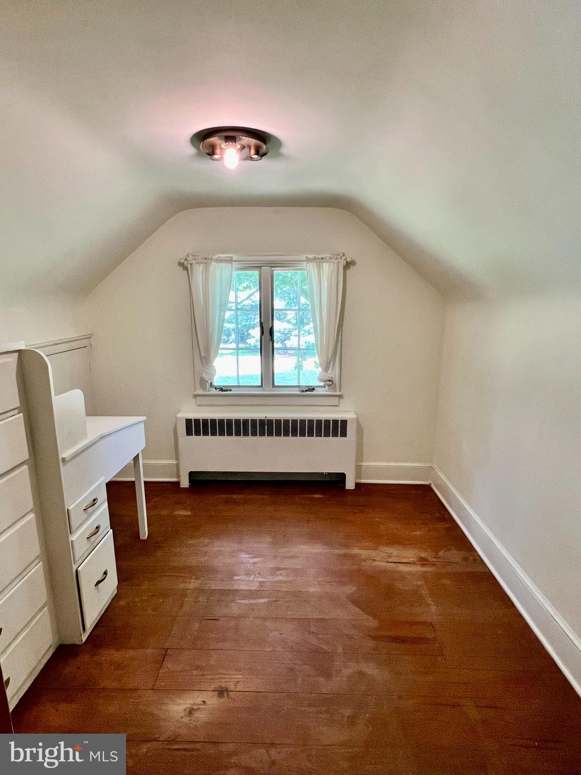 GLEN LEA - Residential