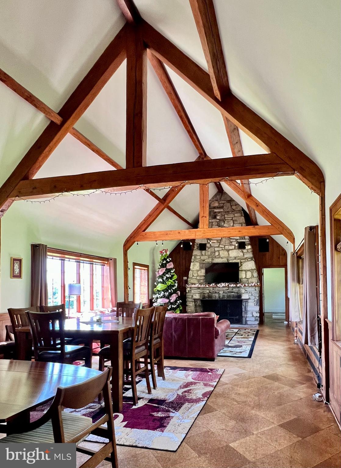 GLEN LEA - Residential