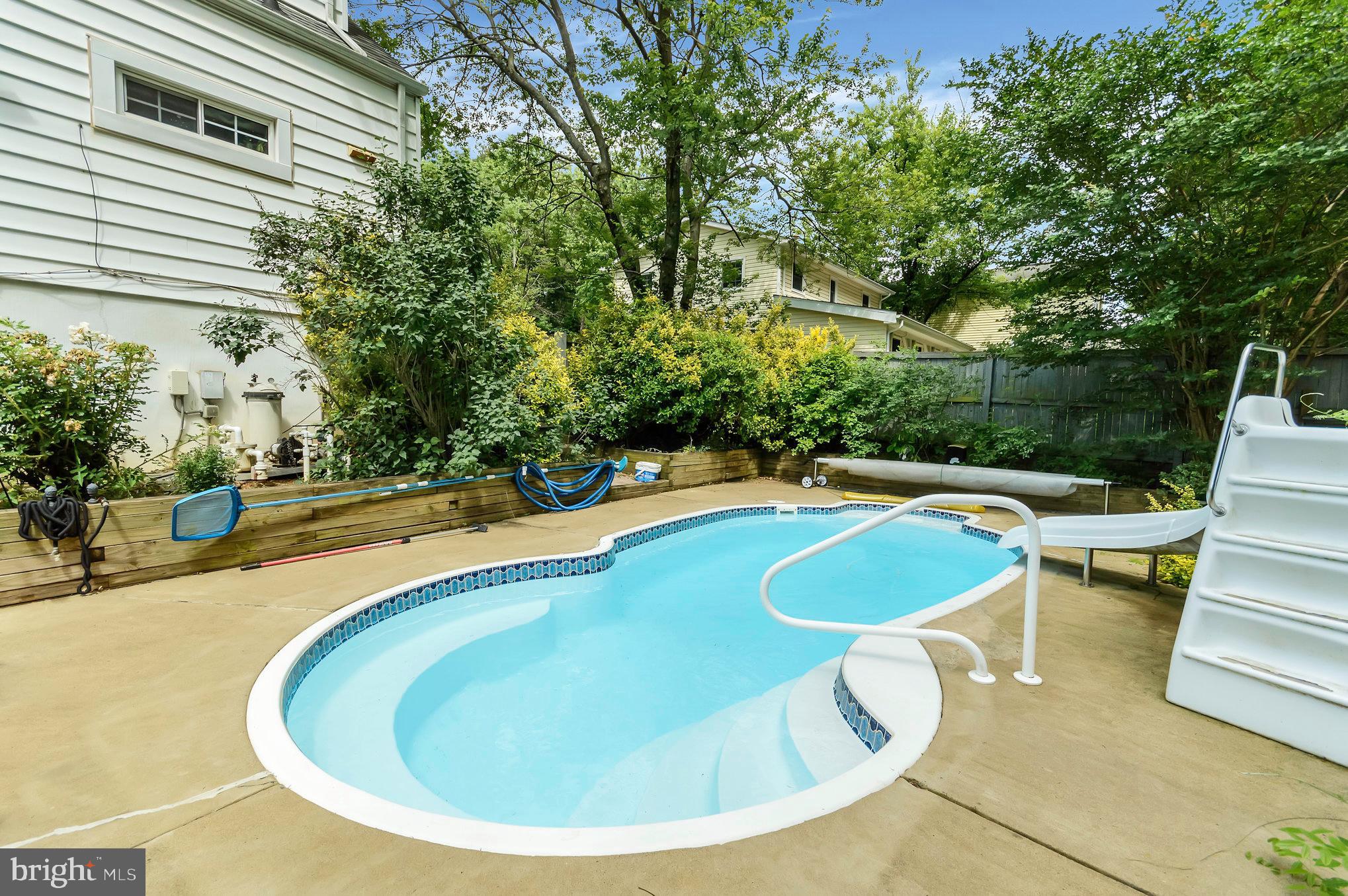 DALE CITY - Residential