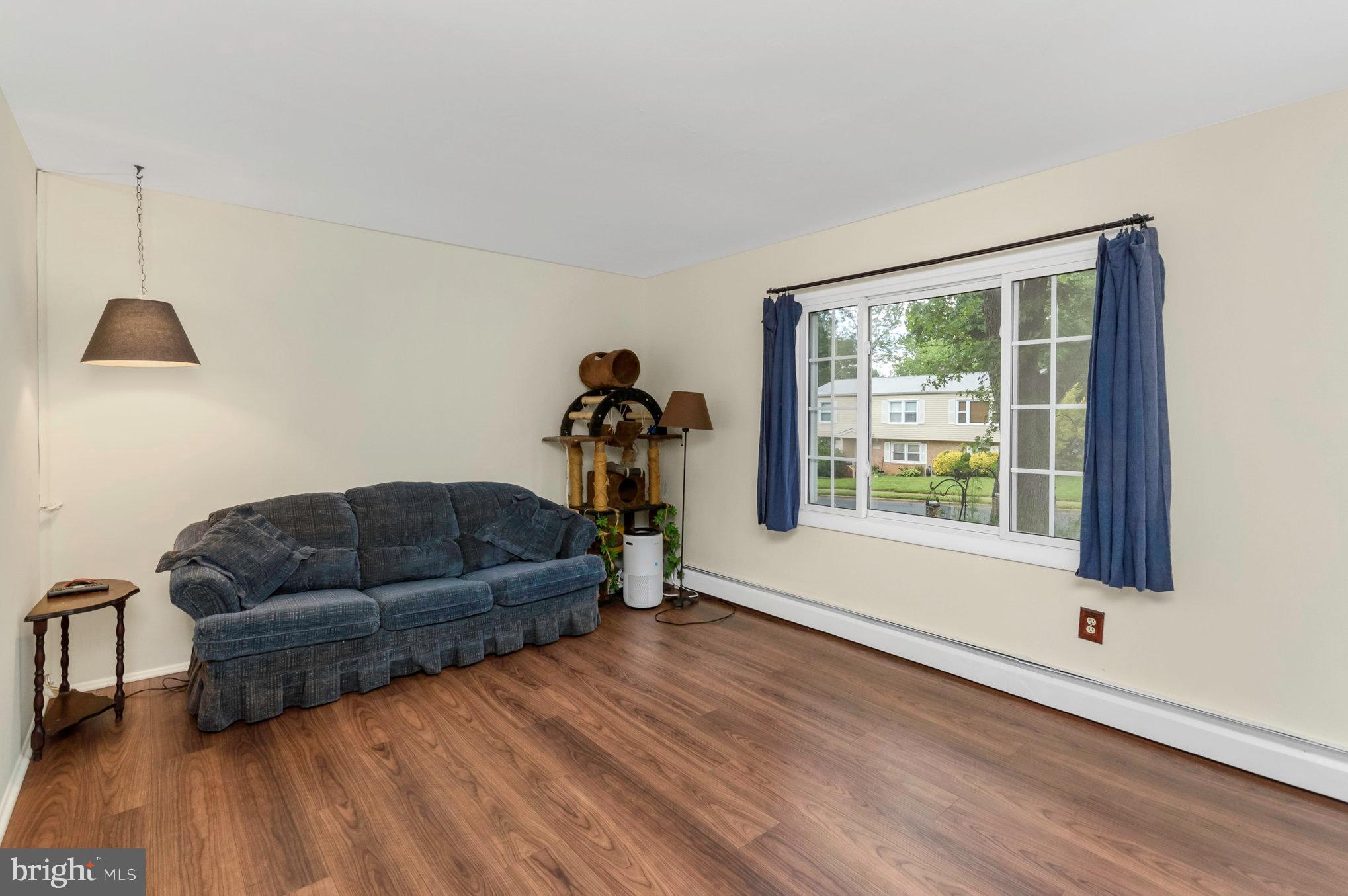 DALE CITY - Residential