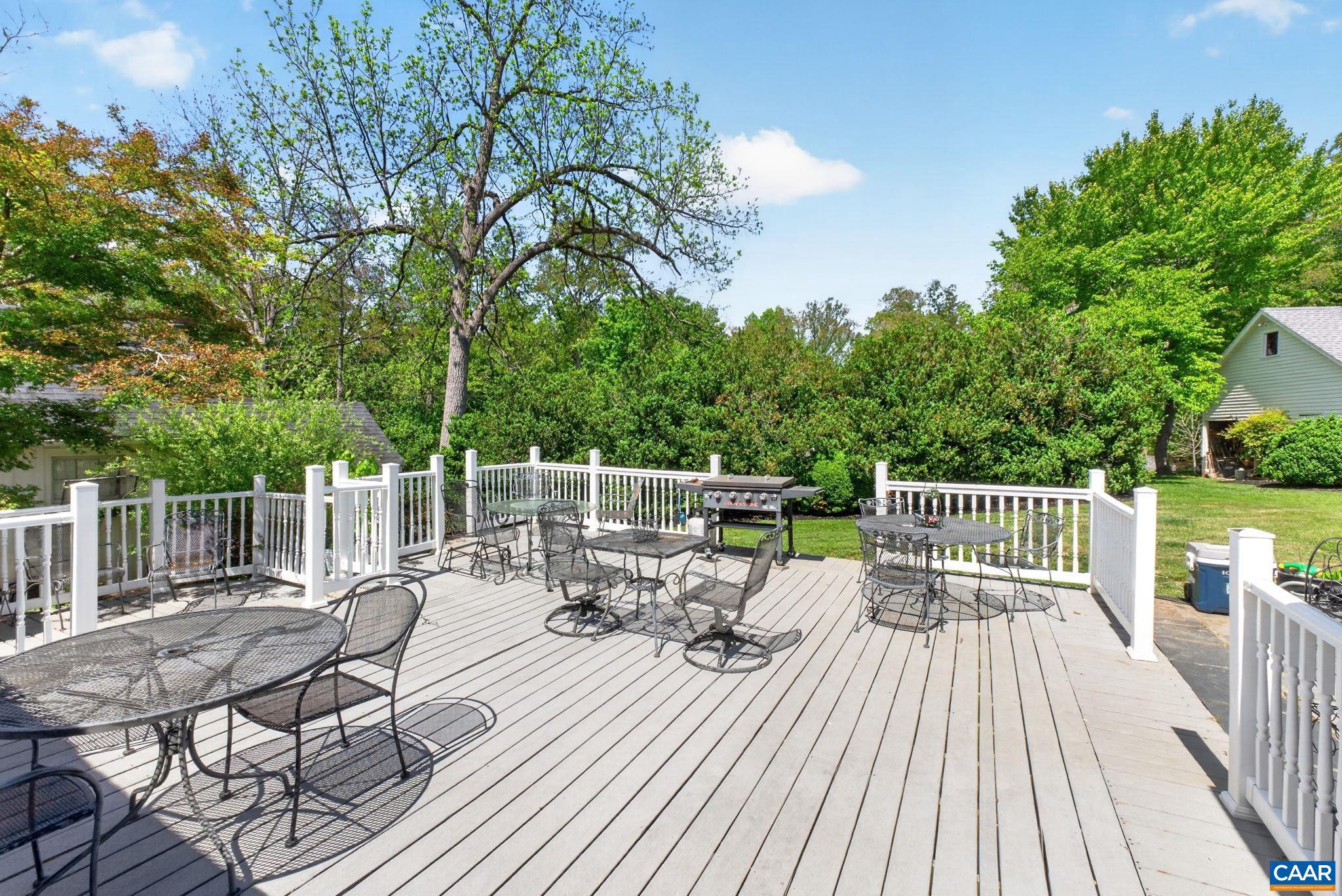 RIDGEWAY FARM - Residential