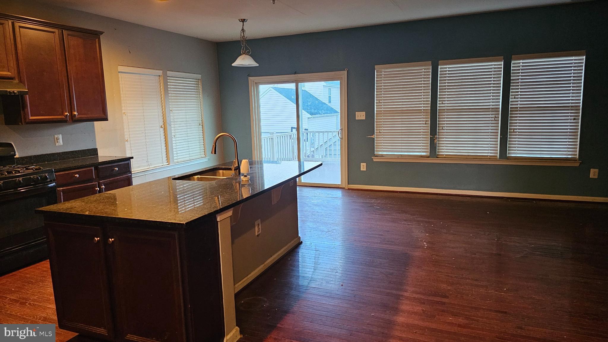 CANNON BLUFF - Residential