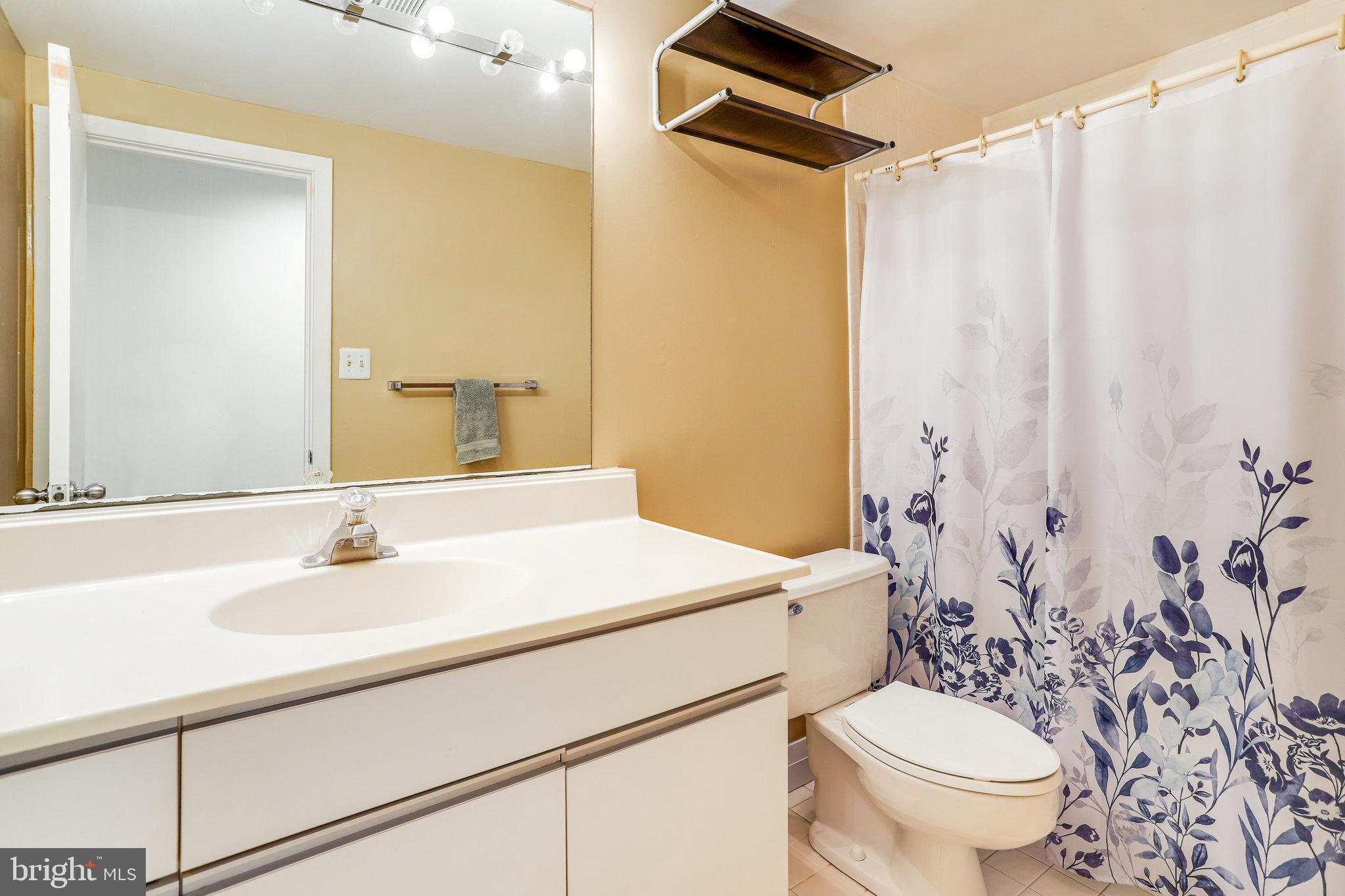 WALKER WOODS LAKE - Residential Lease