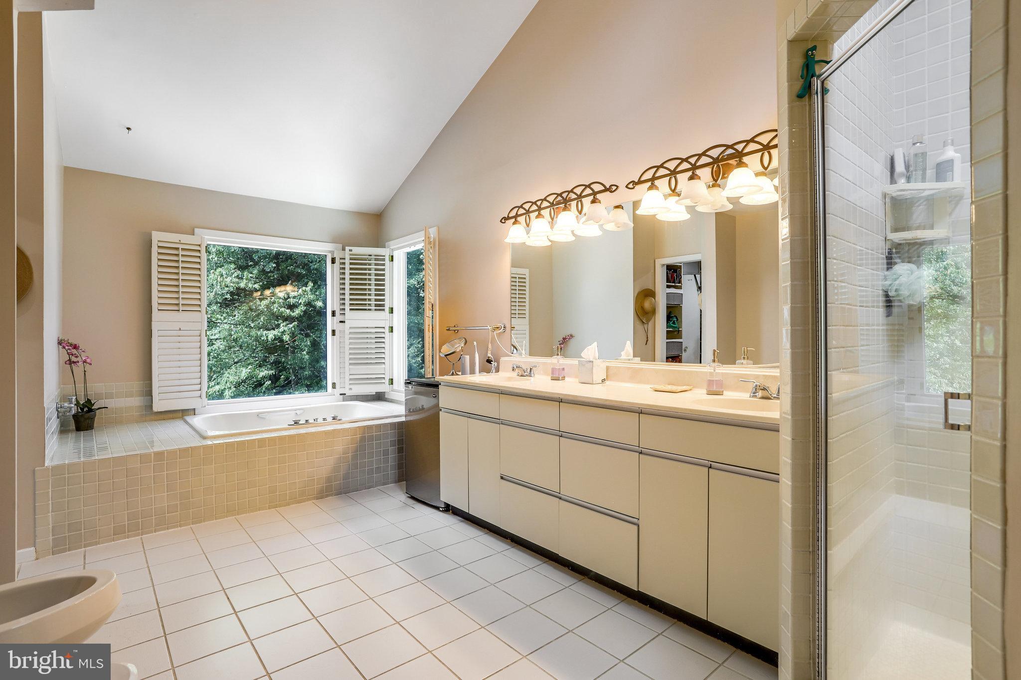 WALKER WOODS LAKE - Residential Lease