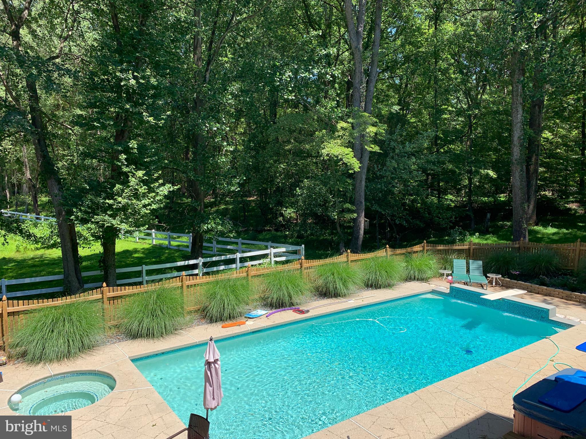 WALKER WOODS LAKE - Residential Lease