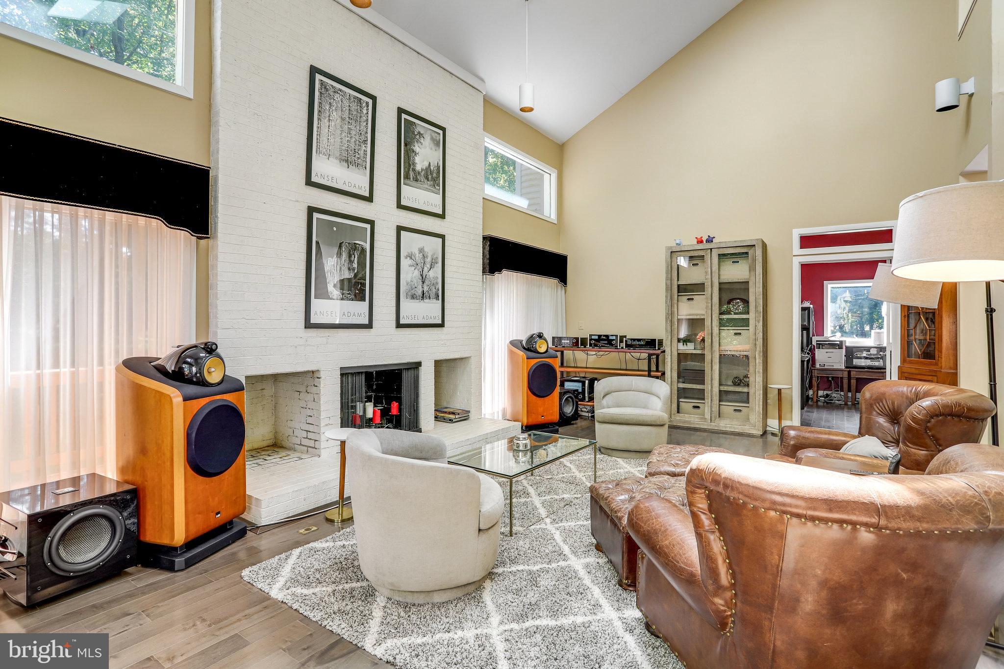 WALKER WOODS LAKE - Residential Lease