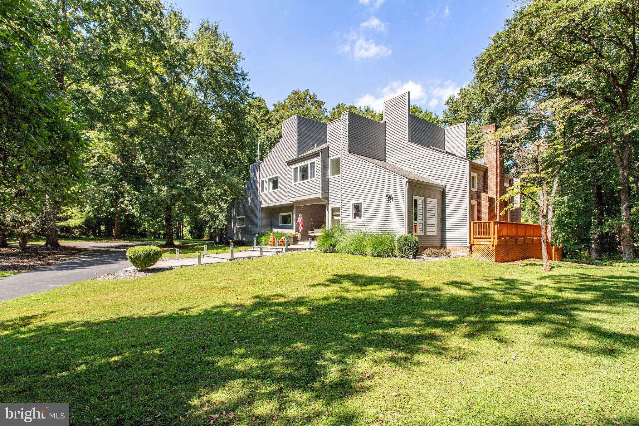 WALKER WOODS LAKE - Residential Lease