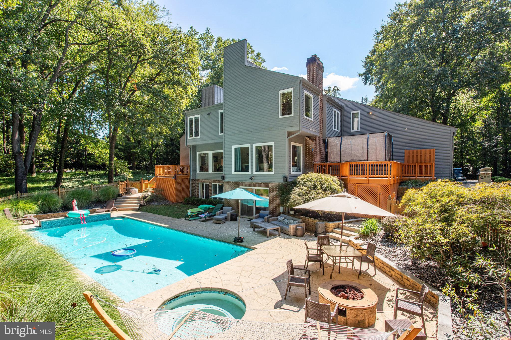 WALKER WOODS LAKE - Residential Lease