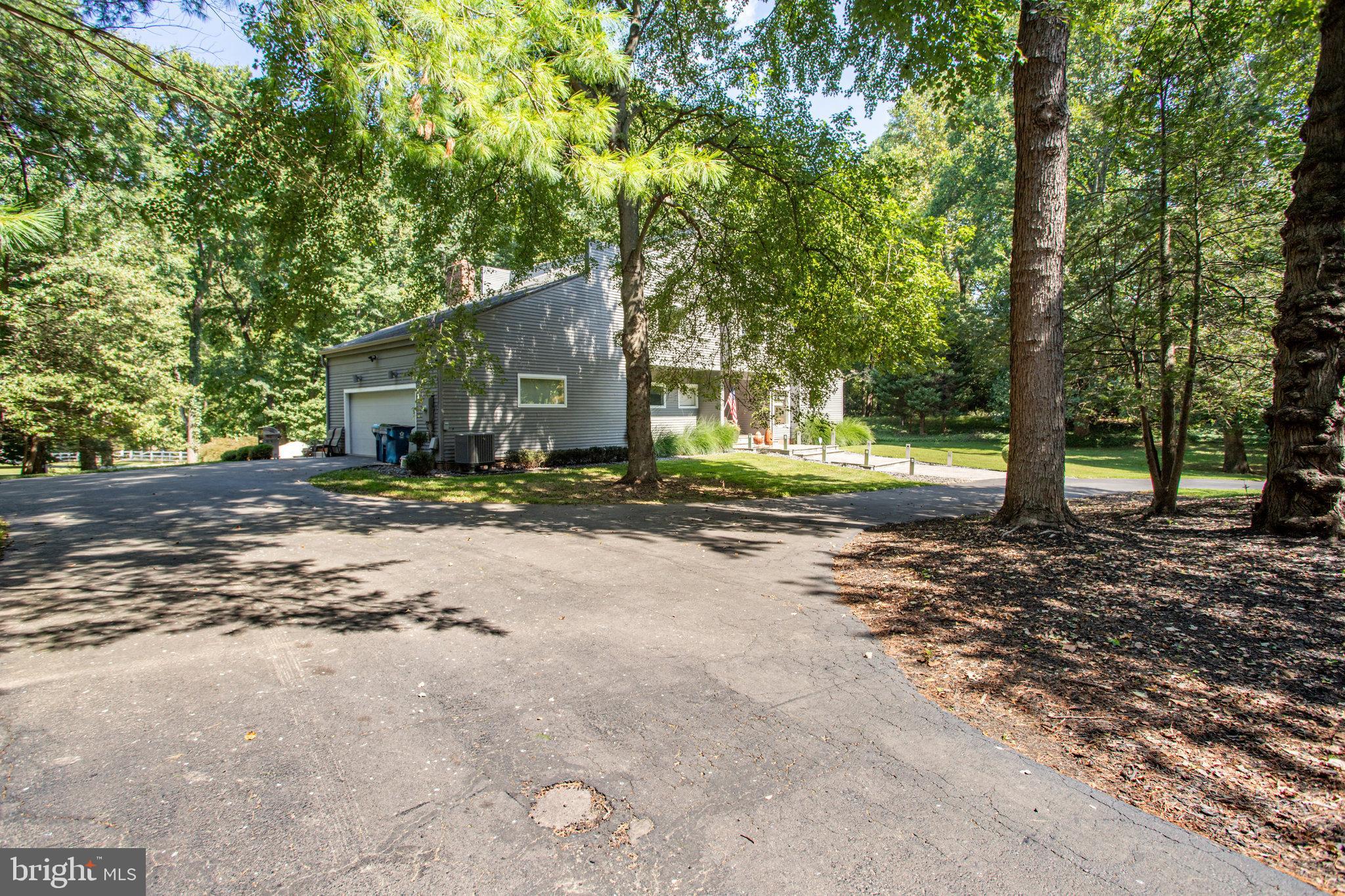 WALKER WOODS LAKE - Residential Lease