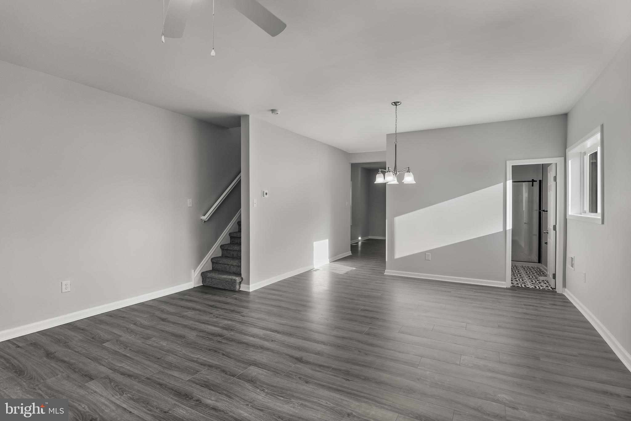 28 W GREENWOOD AVENUE