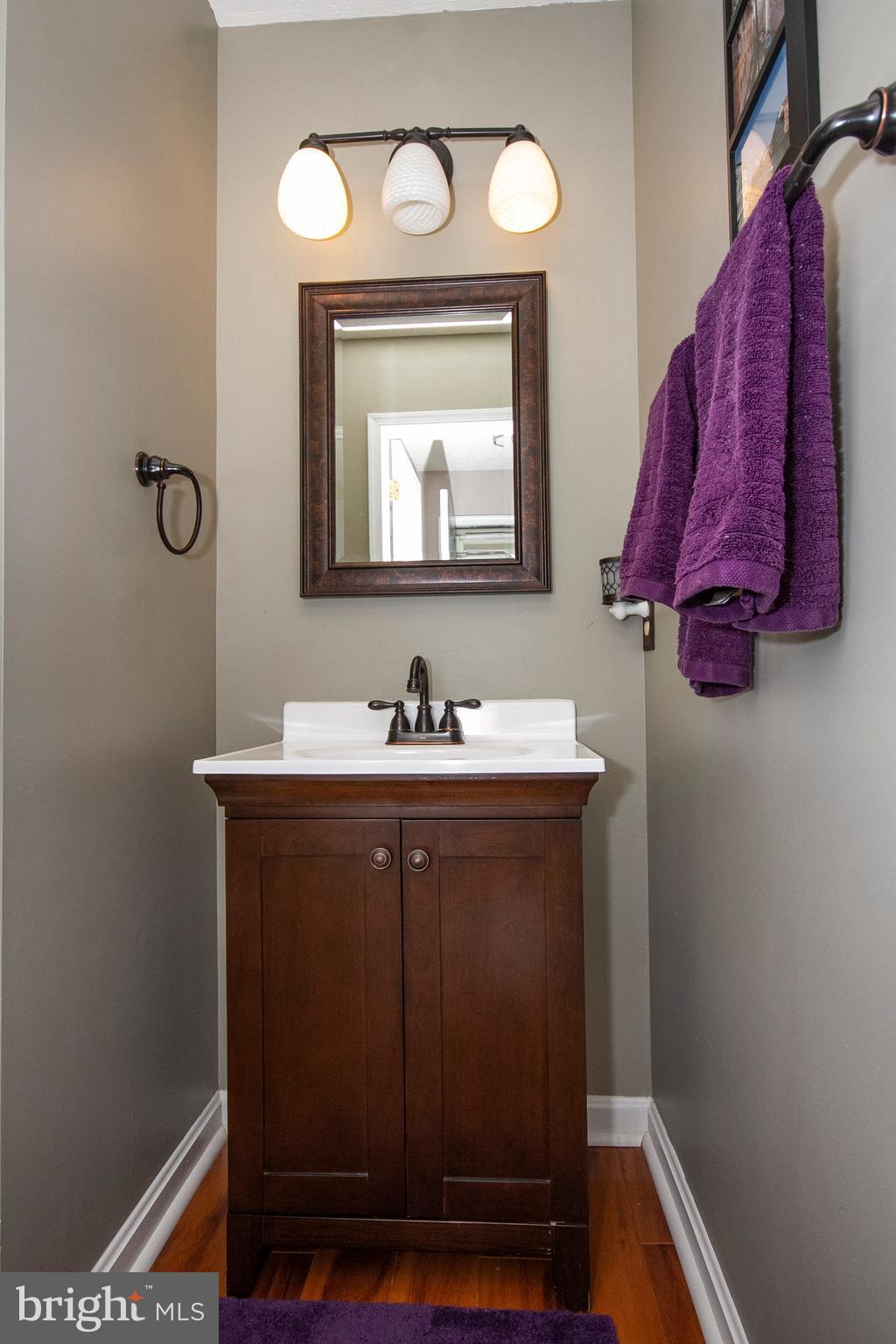 CONSTANT FRIENDSHIP - Residential Lease