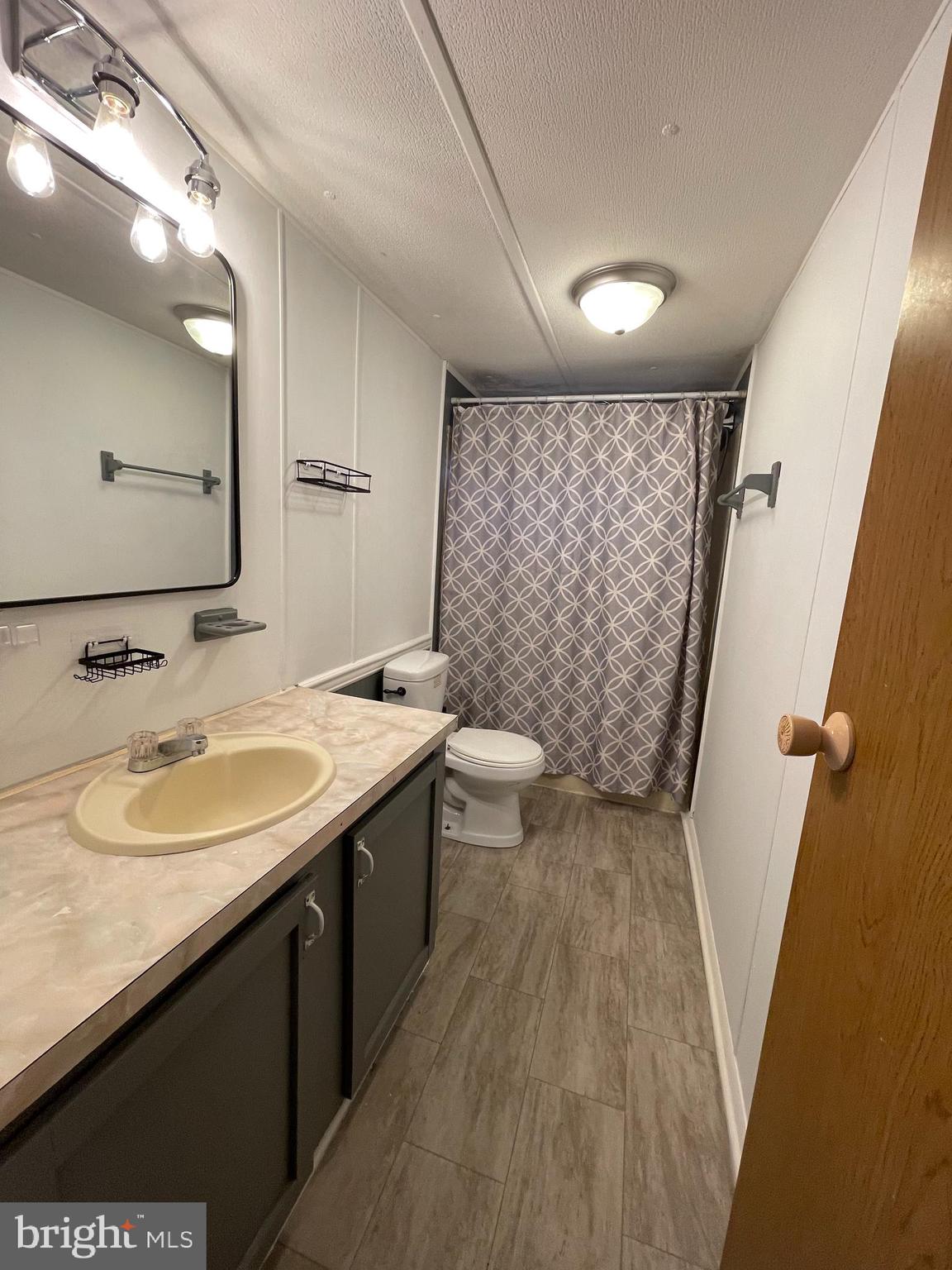 ORCHARD HILLS - Residential