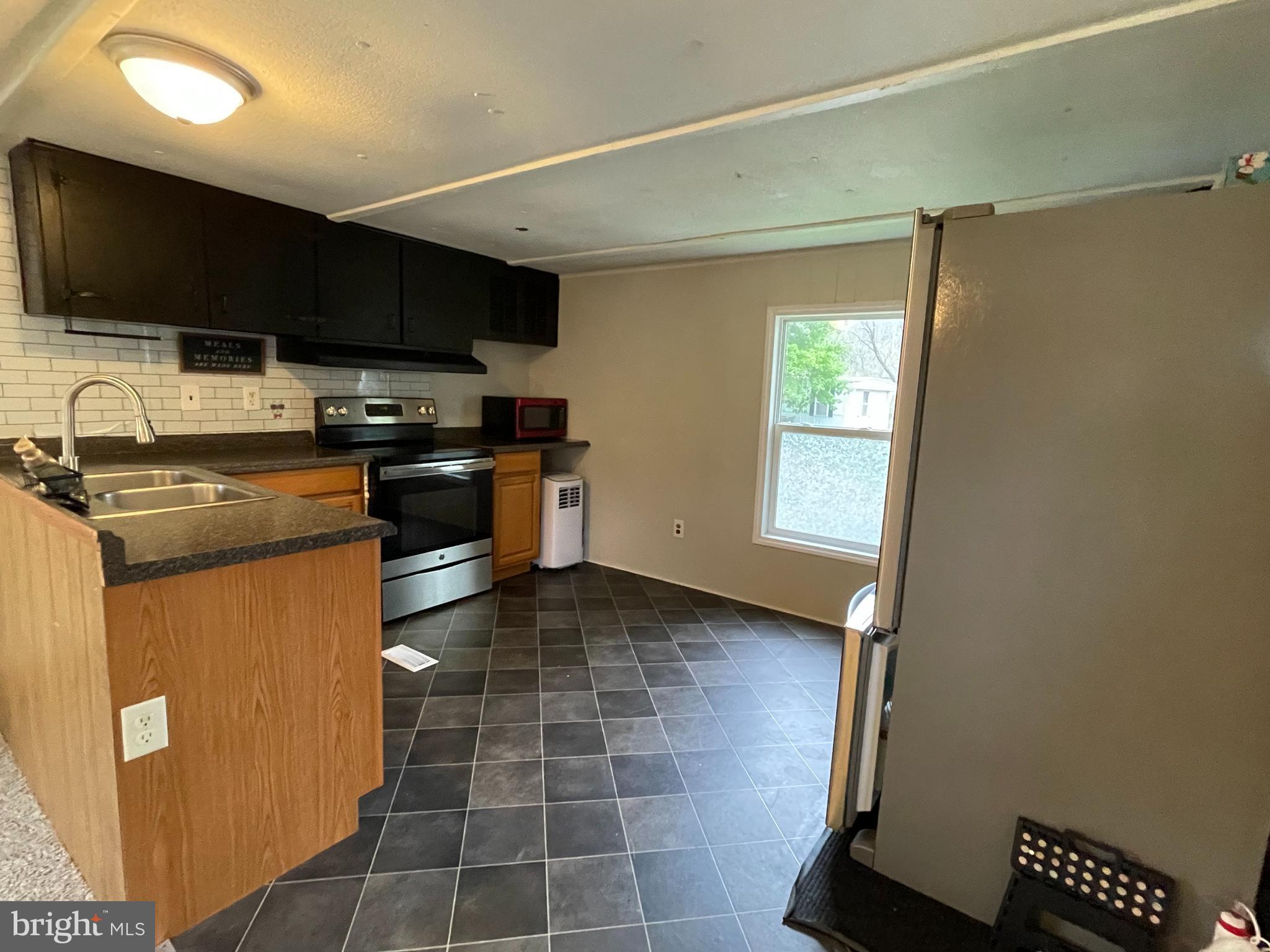 ORCHARD HILLS - Residential