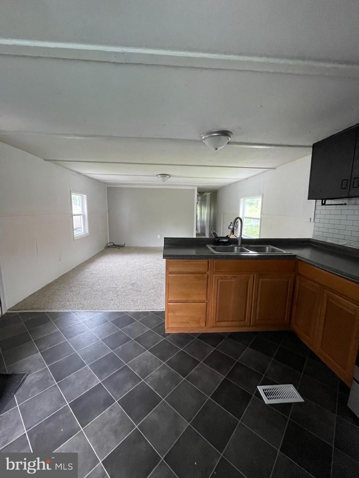 ORCHARD HILLS - Residential