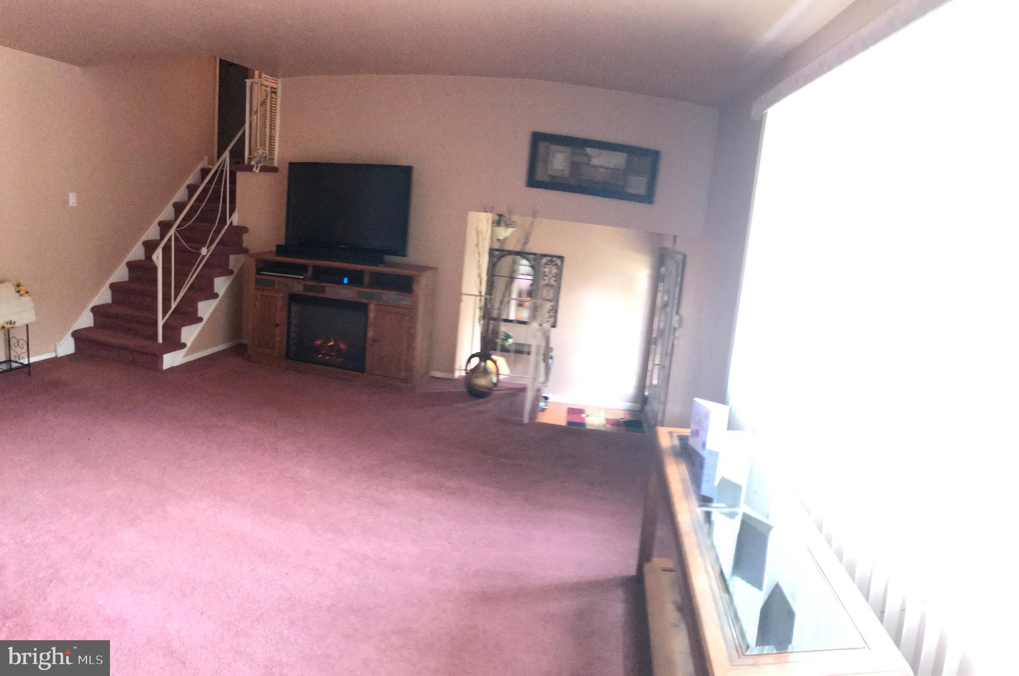 SOMERTON - Residential