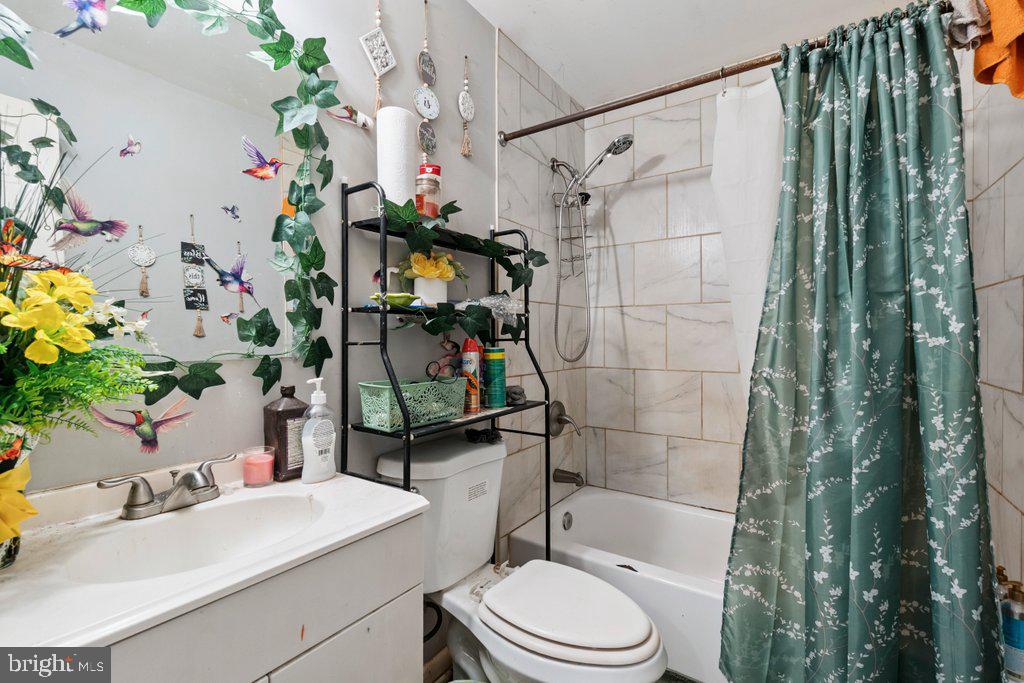 4015 SAINT AUGUSTINE LANE