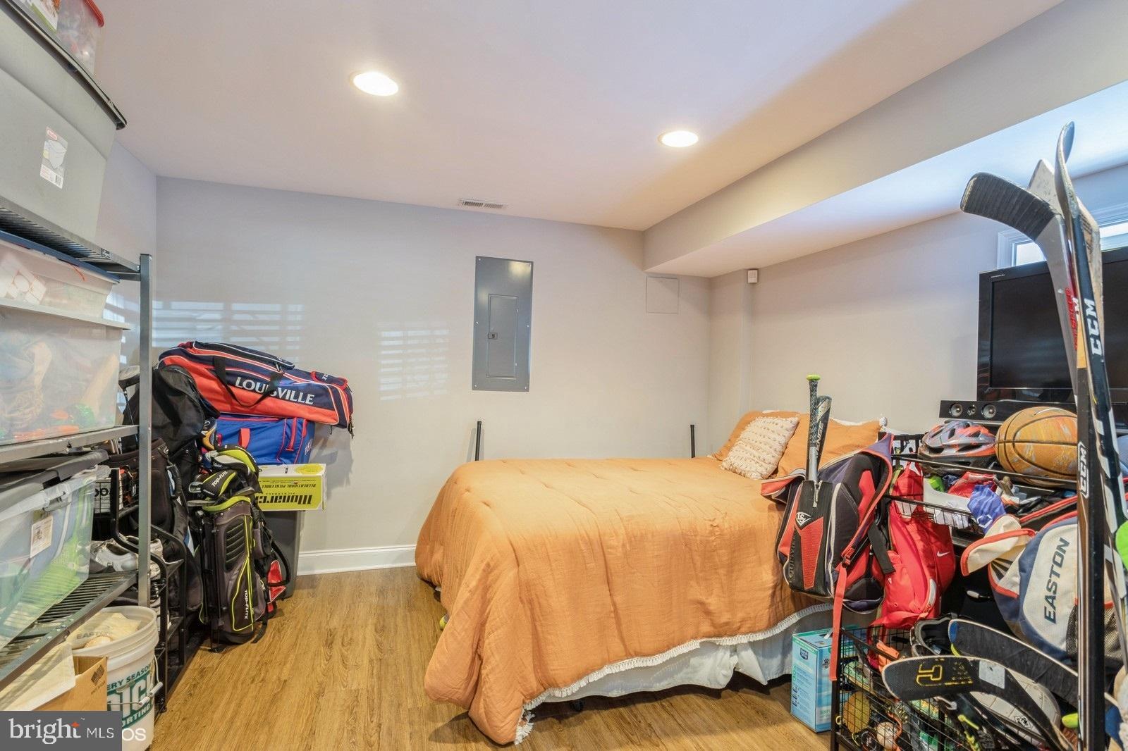 PATTERSON PARK - Residential Lease