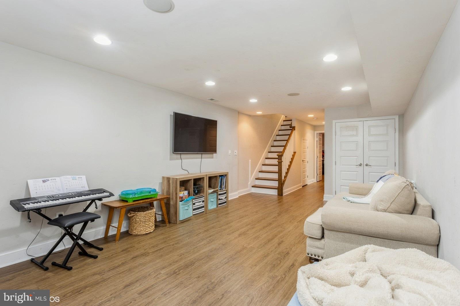 PATTERSON PARK - Residential Lease