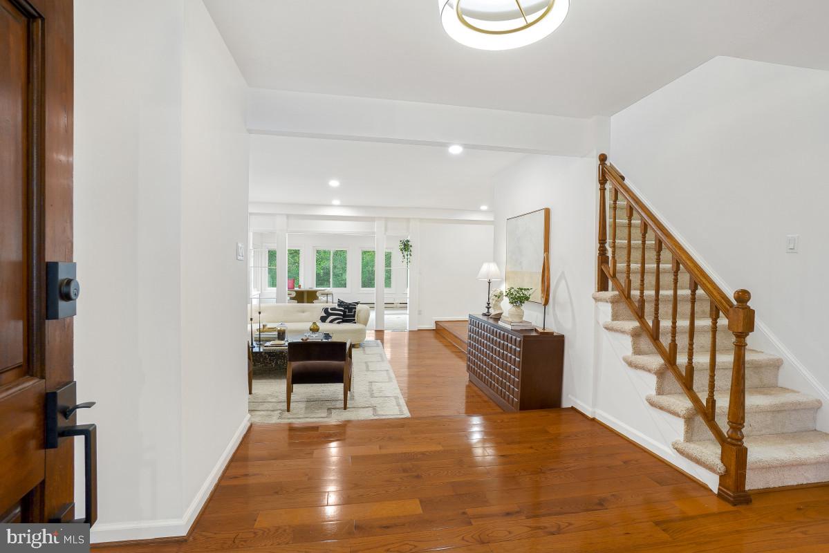 10104 GRAYHORSE COURT