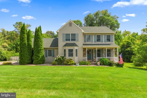 Photo of 4006 Crest View Drive, STROUDSBURG, PA 18360 (MLS # PAMR2007158)