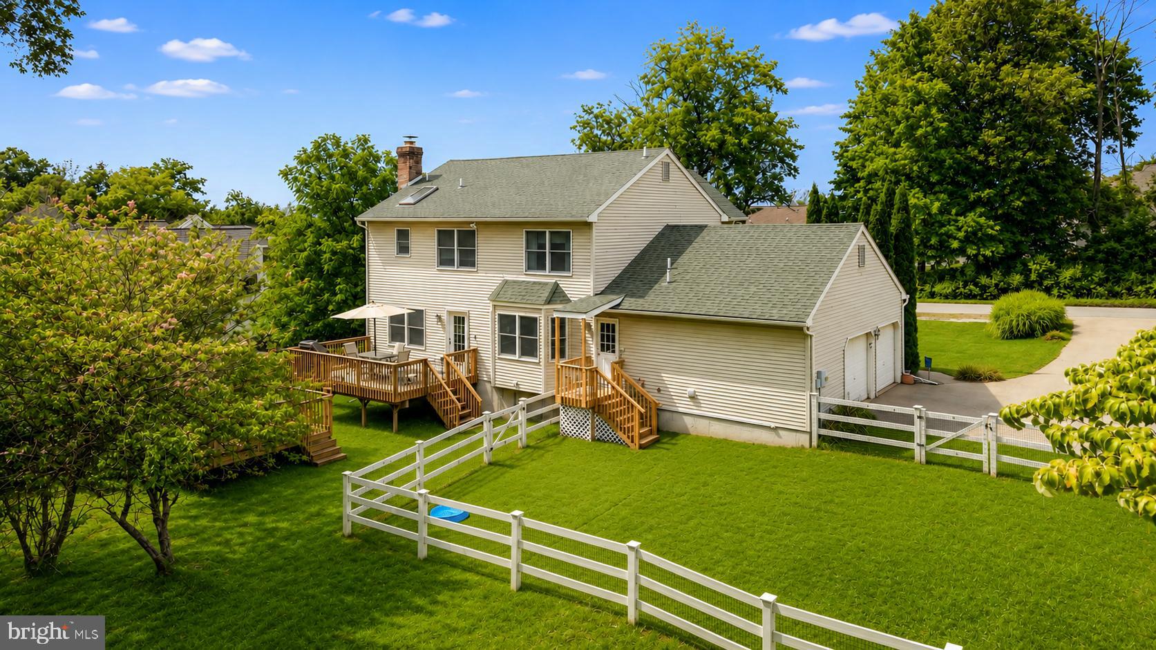 4006 CREST VIEW DRIVE