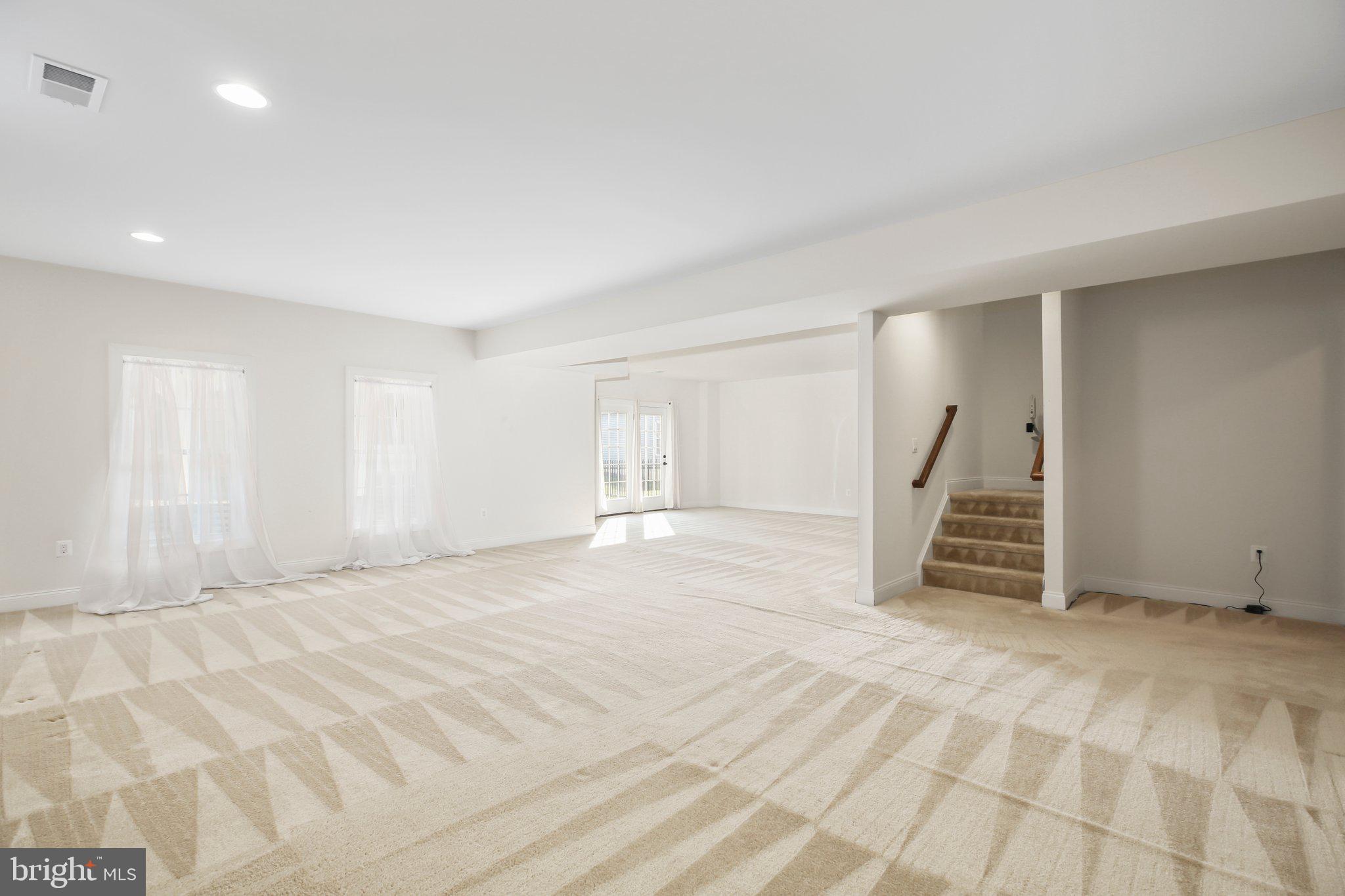 REGENCY AT CHANCELLORSVILLE - Residential