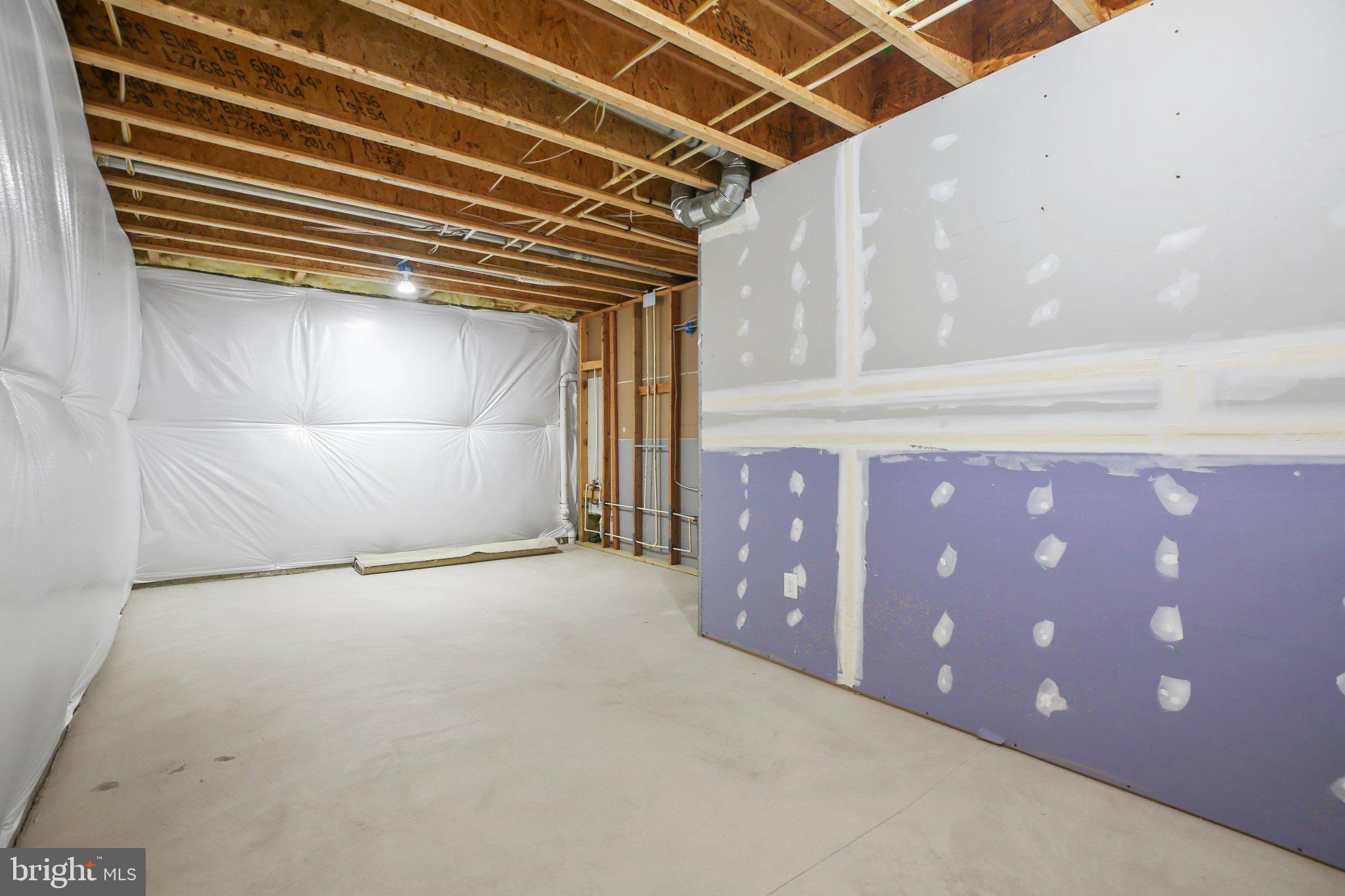 REGENCY AT CHANCELLORSVILLE - Residential