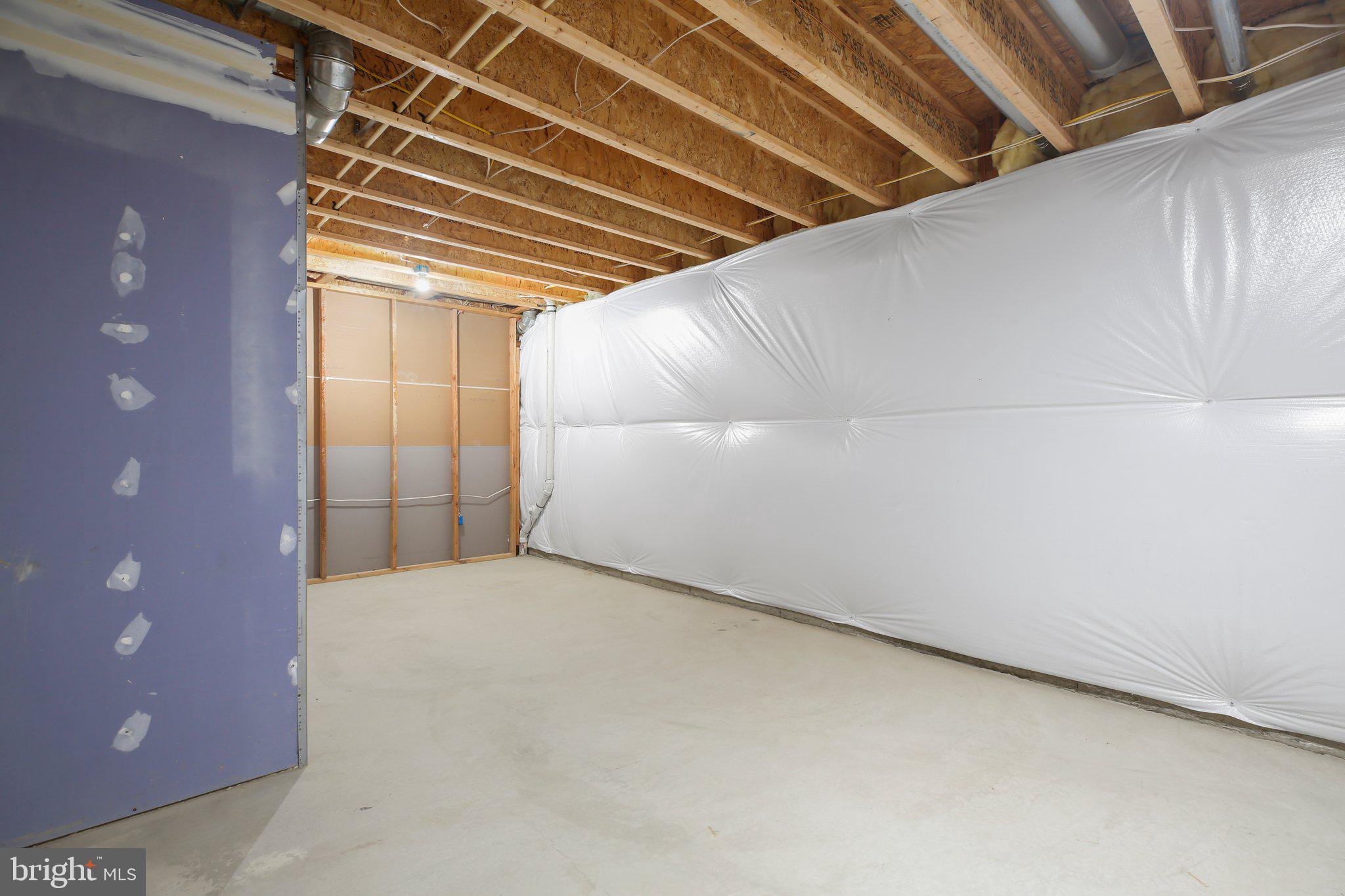 REGENCY AT CHANCELLORSVILLE - Residential