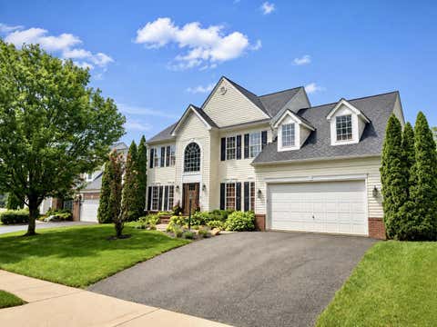 Homes For Sale - 7102 Crown Jewels Court<br/> FREDERICKSBURG, VA 22407