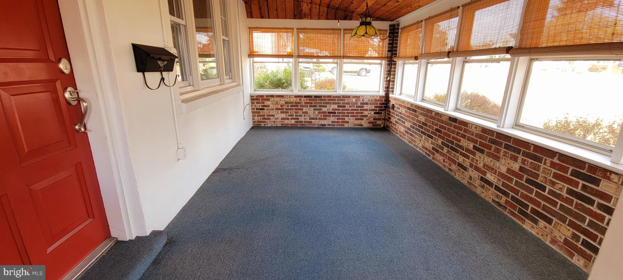 FOX CHASE - Residential