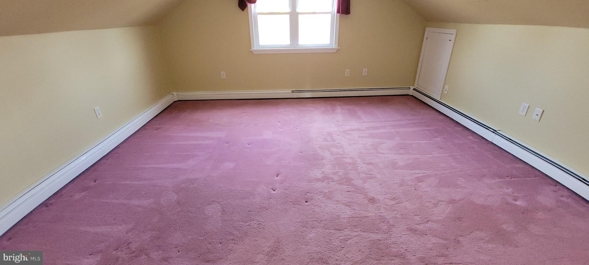 FOX CHASE - Residential